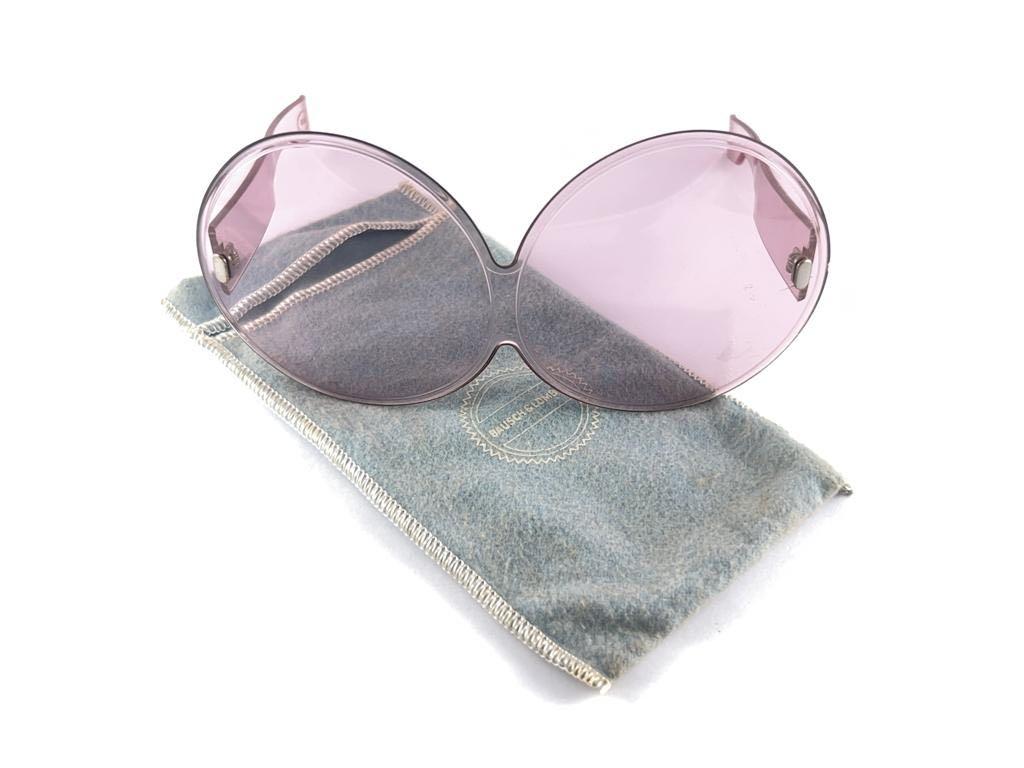 Vintage Bausch & Lomb 1960'S SPACE AGE Lilac Uber Oversized Sunglasses B&L Usa In Good Condition For Sale In Baleares, Baleares
