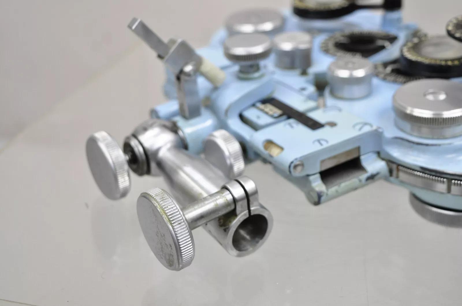 Vintage Bausch & Lomb Optical Blue Refraktor Phoropter Medizinische Augenuntersuchung Maschine (20. Jahrhundert) im Angebot