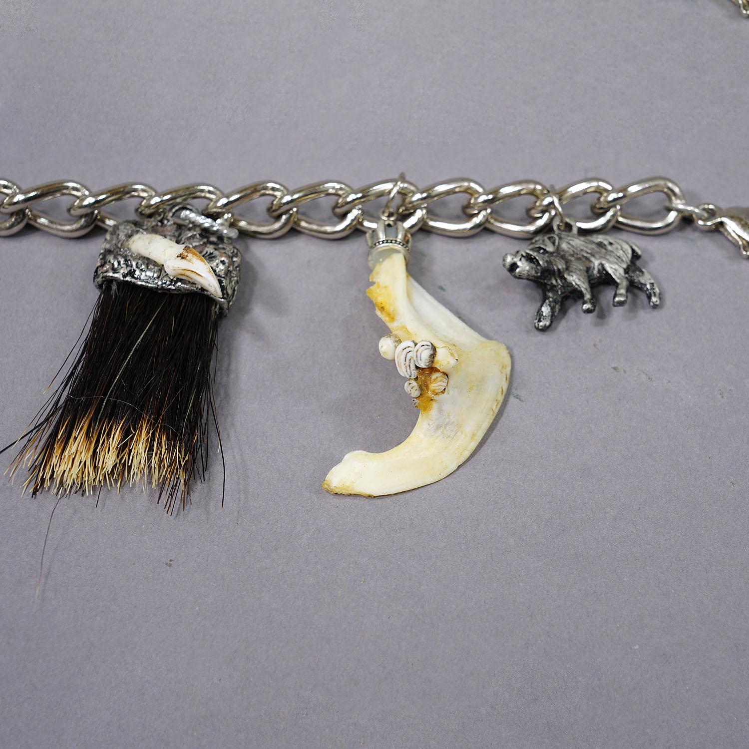 Vintage Bavarian Traditional Costume Jewelry Charivari with Hunting Pendants In Good Condition In Berghuelen, DE