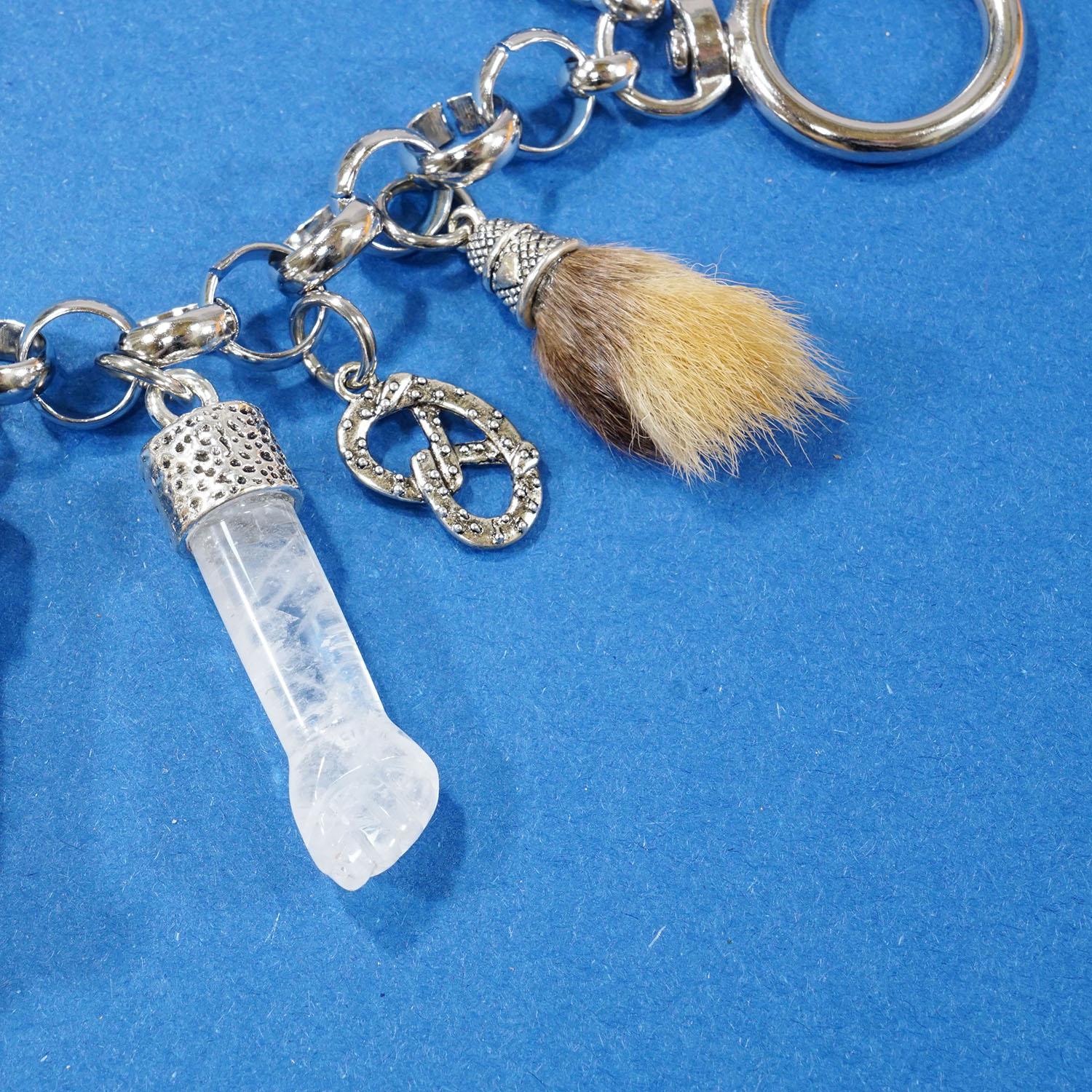 Argento Charivari di bigiotteria tradizionale bavarese d'epoca con ciondoli da caccia in vendita