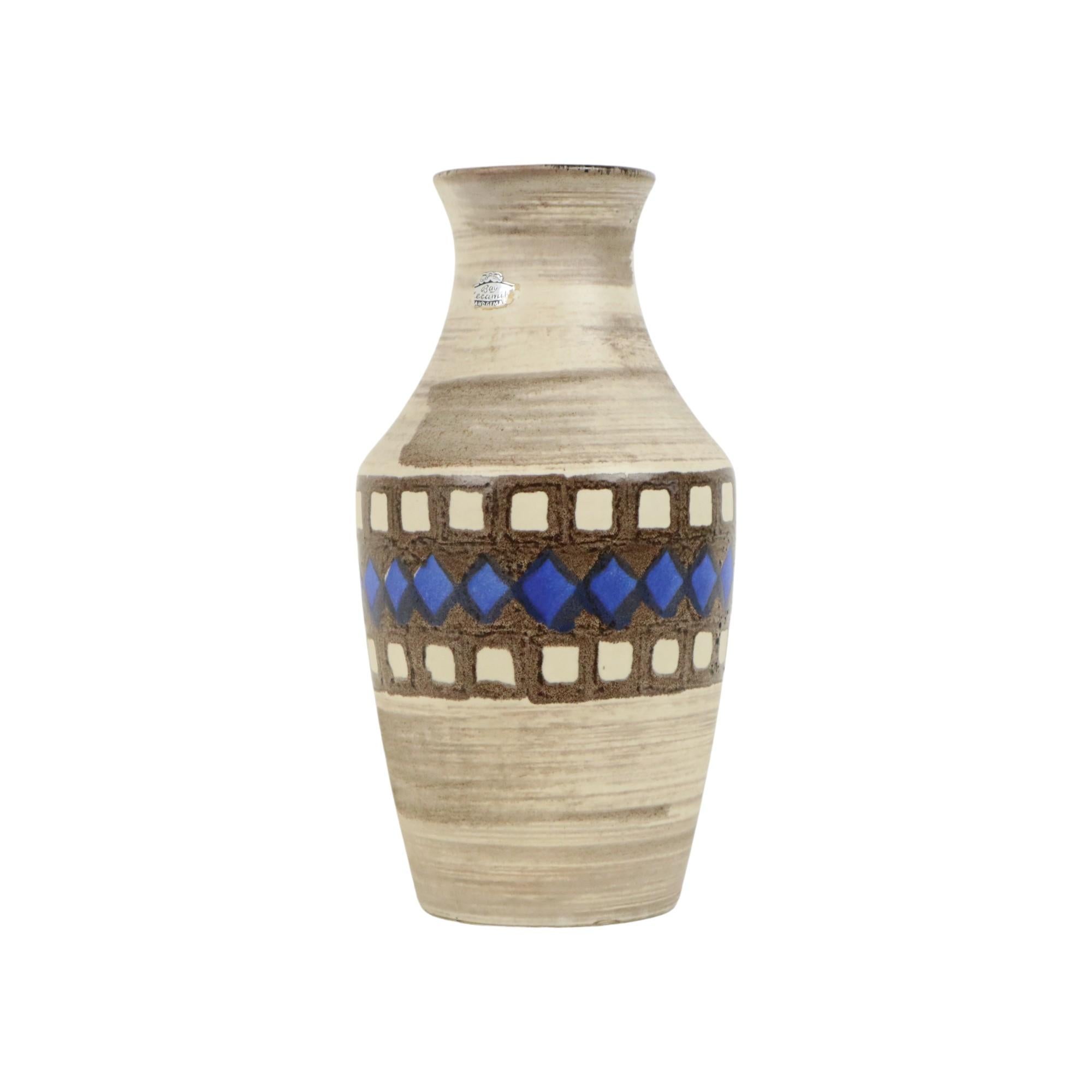 Vaso Bay d'epoca Germania Ovest in ceramica beige marrone blu 619-35 in vendita 1