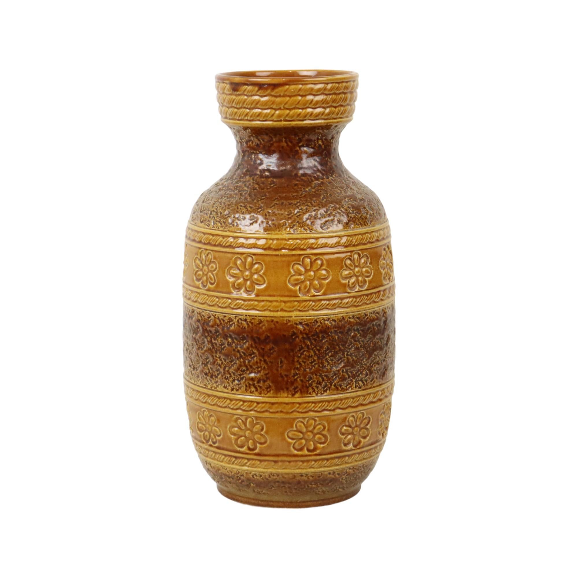 Vaso Bay d'epoca Germania Ovest in ceramica con fiori 661-40 in vendita 1