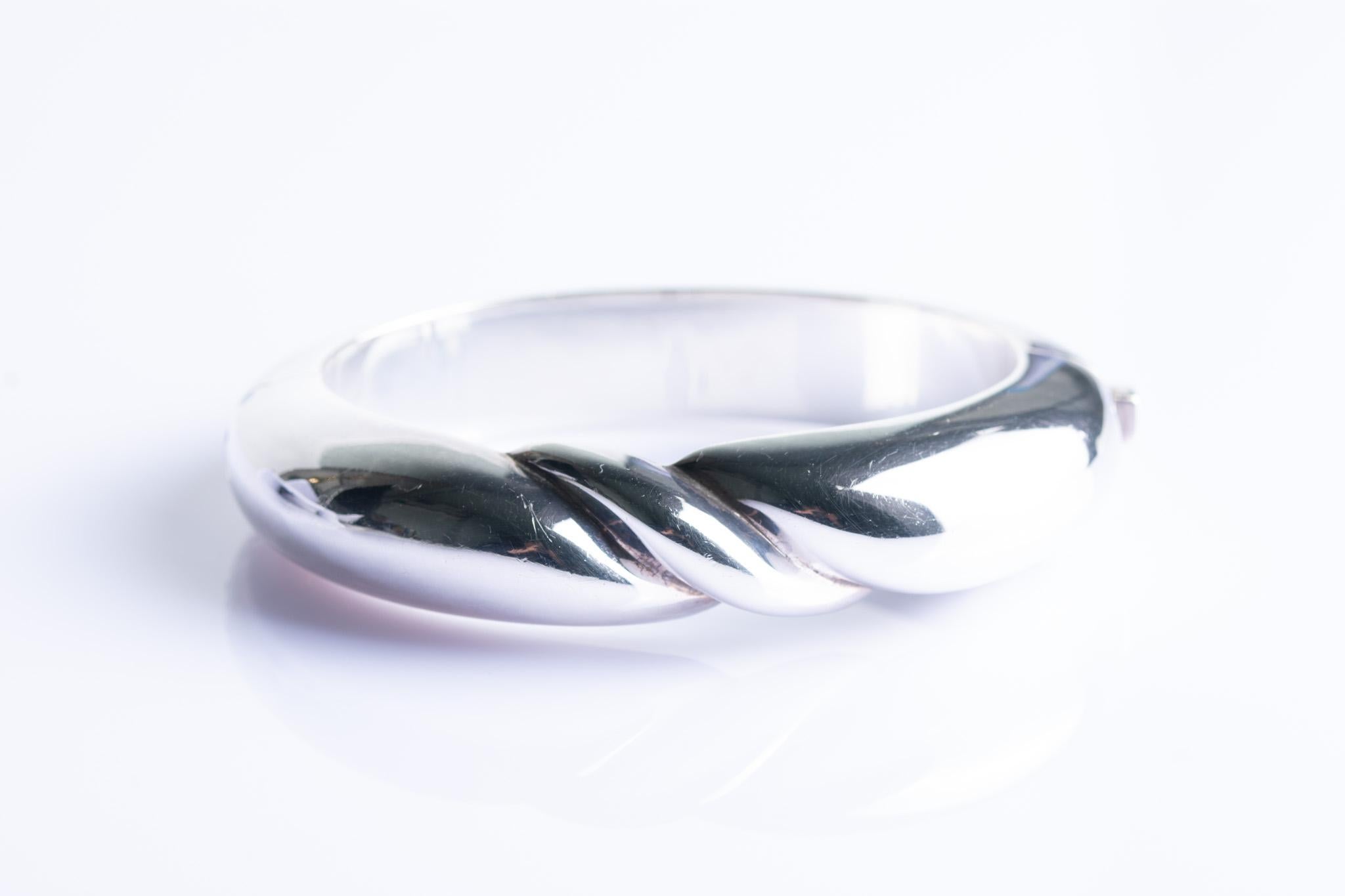 Vintage Bayanihan Sterling Silver Wave Bangle For Sale 3