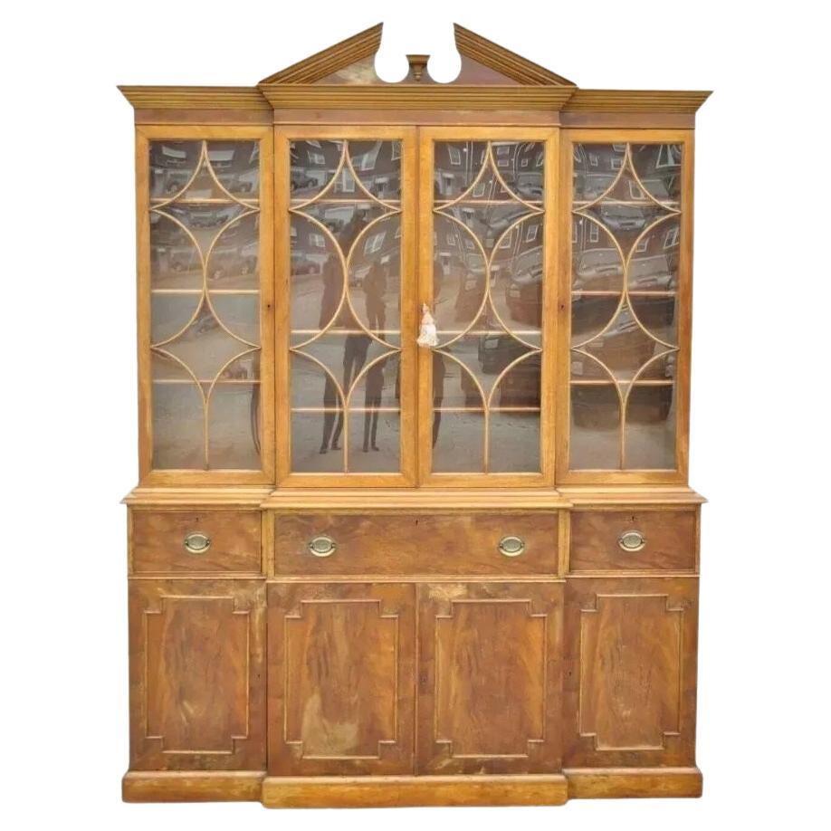 Vintage Beacon Hill Georgian Mahagoni Breakfront China Schrank Schreibtisch Bücherregal aus Mahagoni