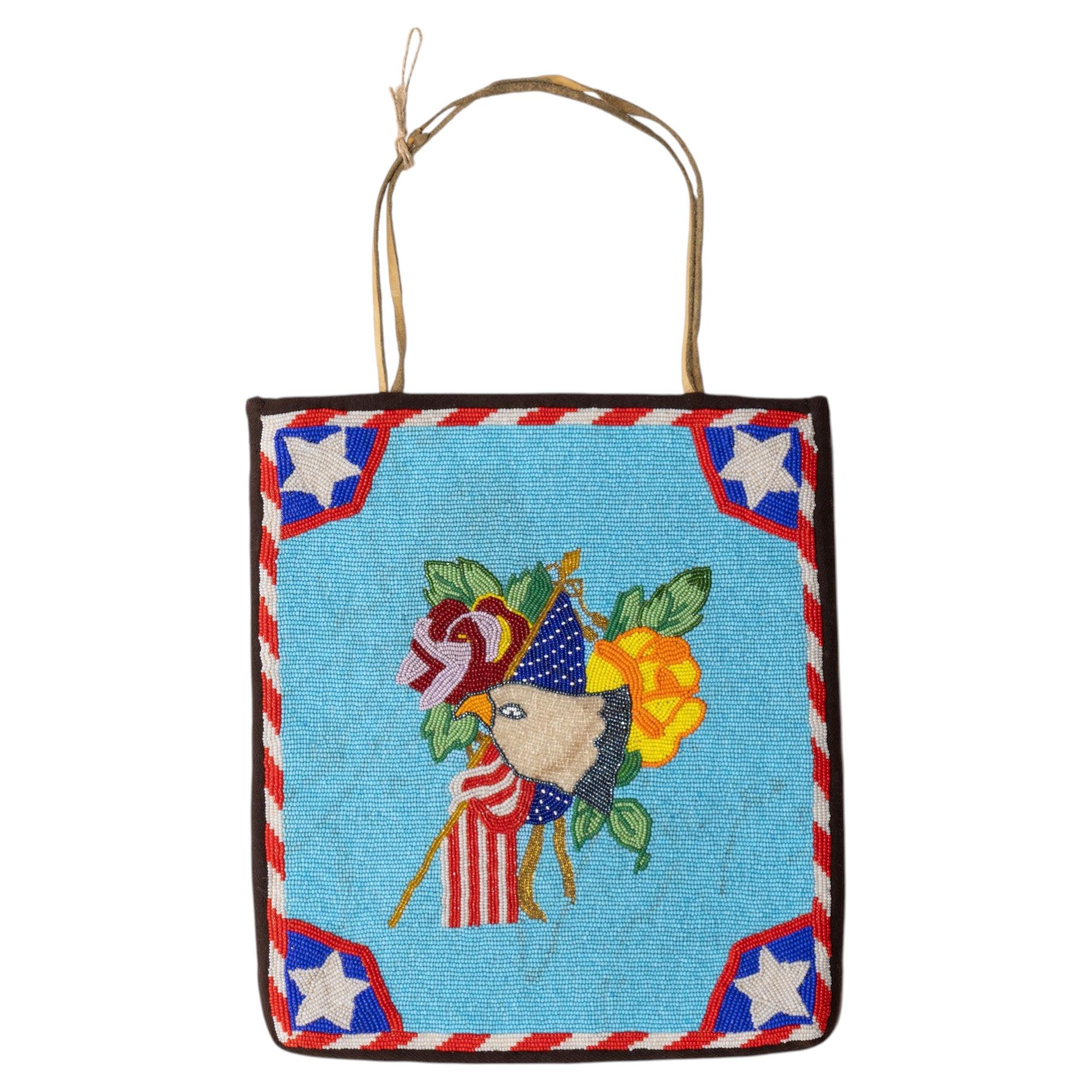 Vintage Beaded Plateau Patriotic Flat Bag For Sale