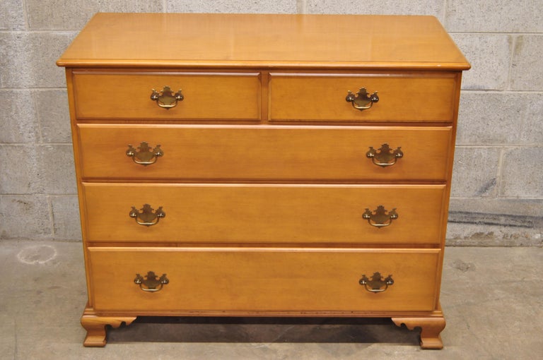 Beals Maine Rock Maple 4Piece Bedroom Set Dresser Chest Mirror