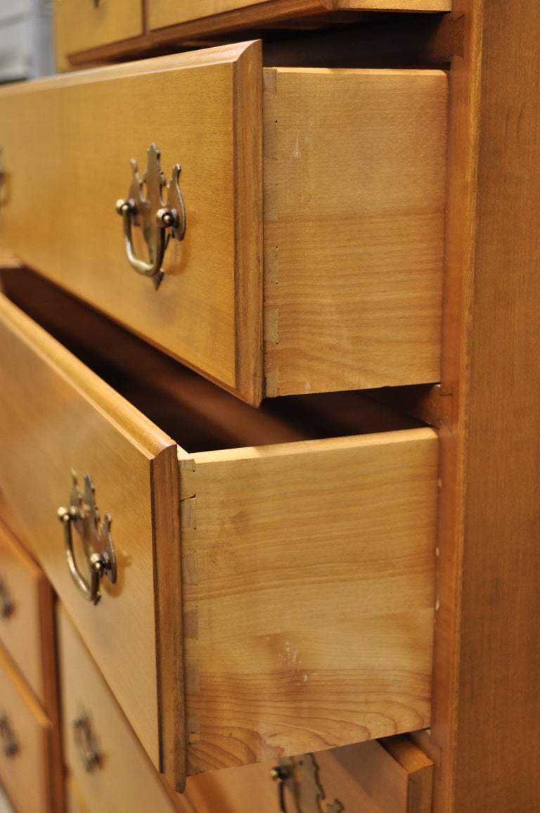 Beals Maine Rock Maple 4Piece Bedroom Set Dresser Chest Mirror