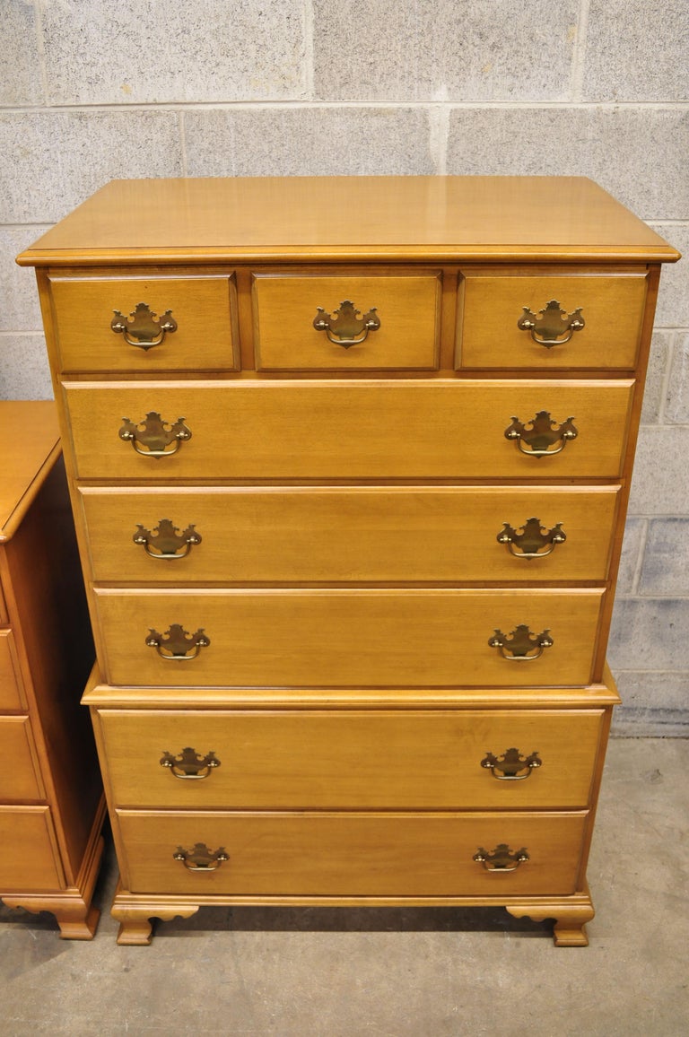 Beals Maine Rock Maple 4Piece Bedroom Set Dresser Chest Mirror