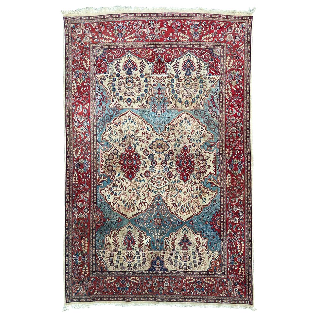 Vintage Pakistani Rug with Modern Traditional Style For Sale at 1stDibs