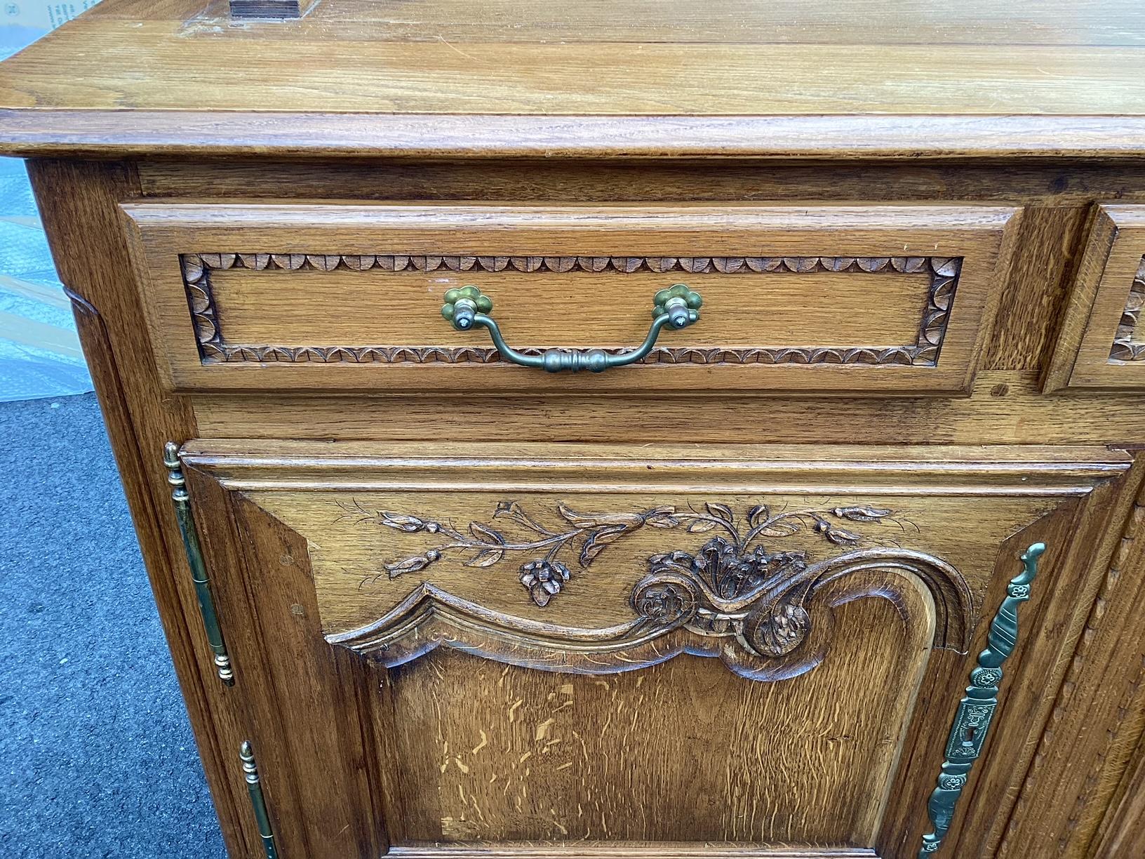 Vintage Beautifully Carved French Oak Buffet Cupboard 2