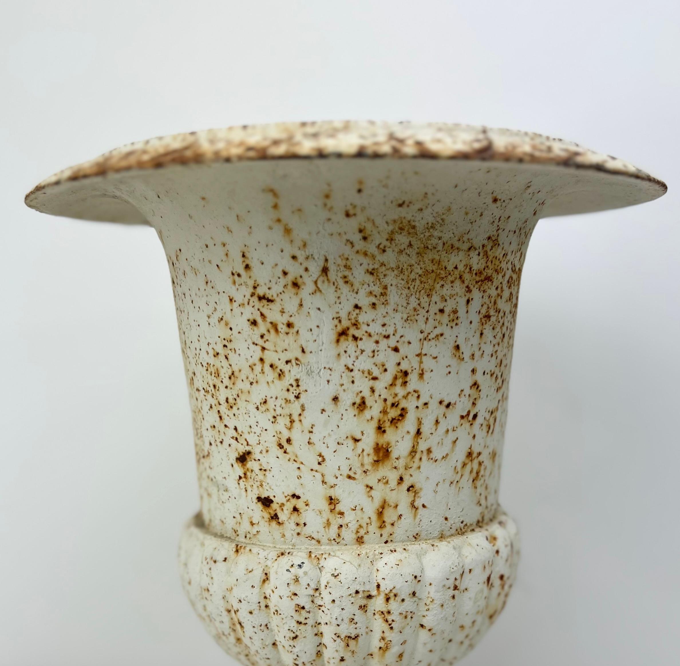 Vintage Beautifully Distressed French Cast Iron Urn Medici Garden Vases In Distressed Condition In Draper, UT