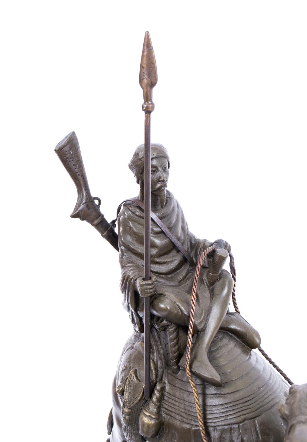 Fin du 20e siècle Vieux Guerrier Bédouin sur Chameau Sculpture en bronze d'après Leonard:: 20ème siècle