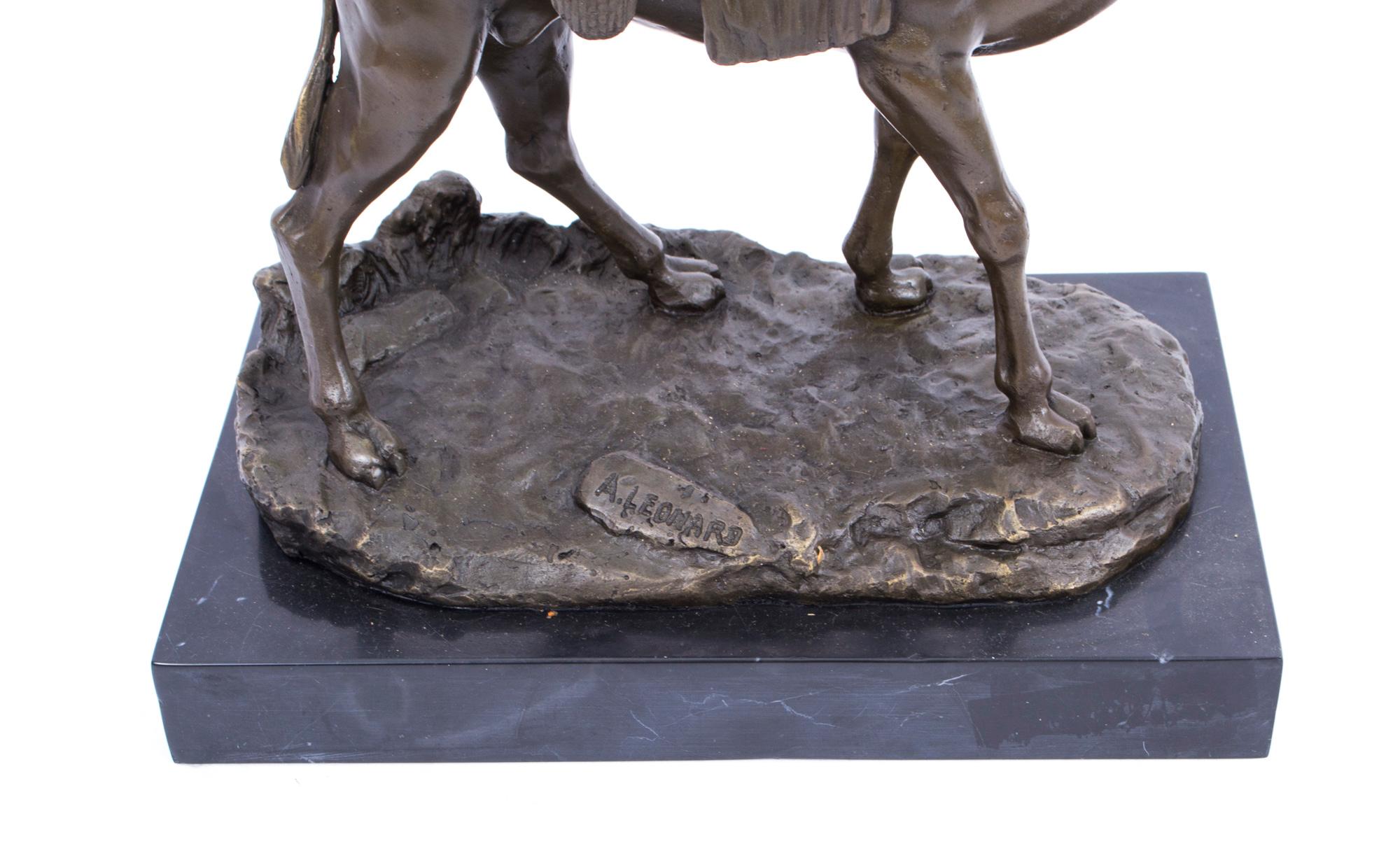 Vieux Guerrier Bédouin sur Chameau Sculpture en bronze d'après Leonard:: 20ème siècle 4