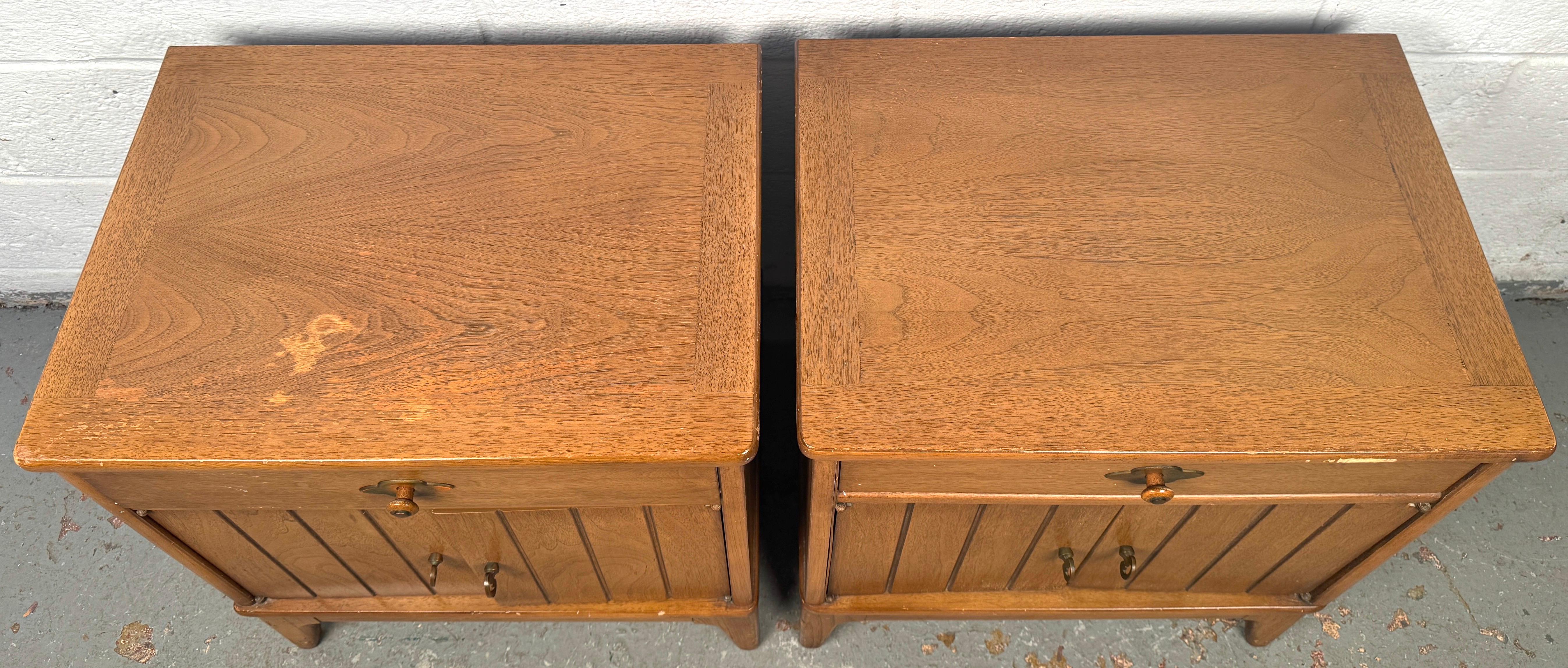 Wood Vintage Bedroom Nightstands by Broyhill For Sale