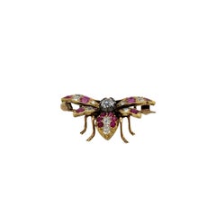 Vintage Bee Brooch in 18ct Yellow Gold set With Rubies & Victorian cut Diamonds