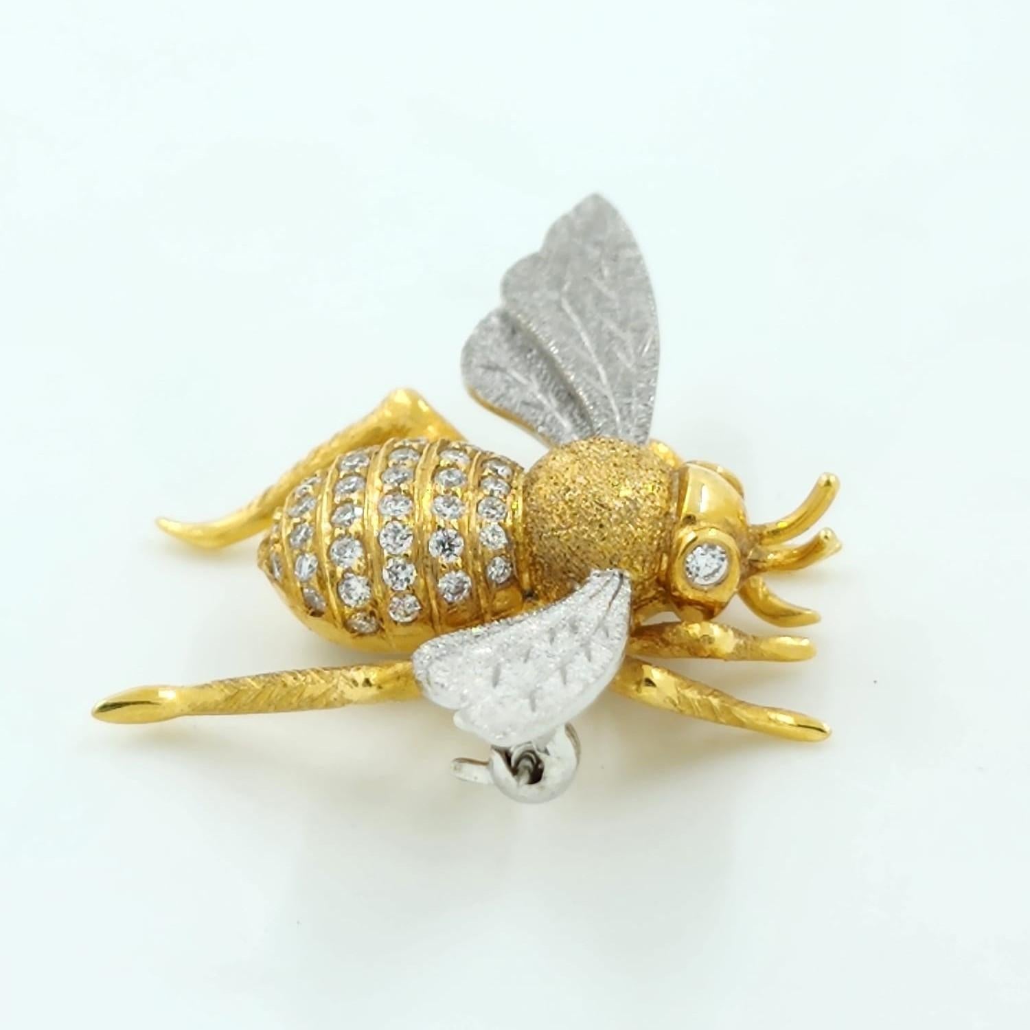 Artisan Vintage Bee Brooch Pin in 18 Karat Textured Gold and Diamond 