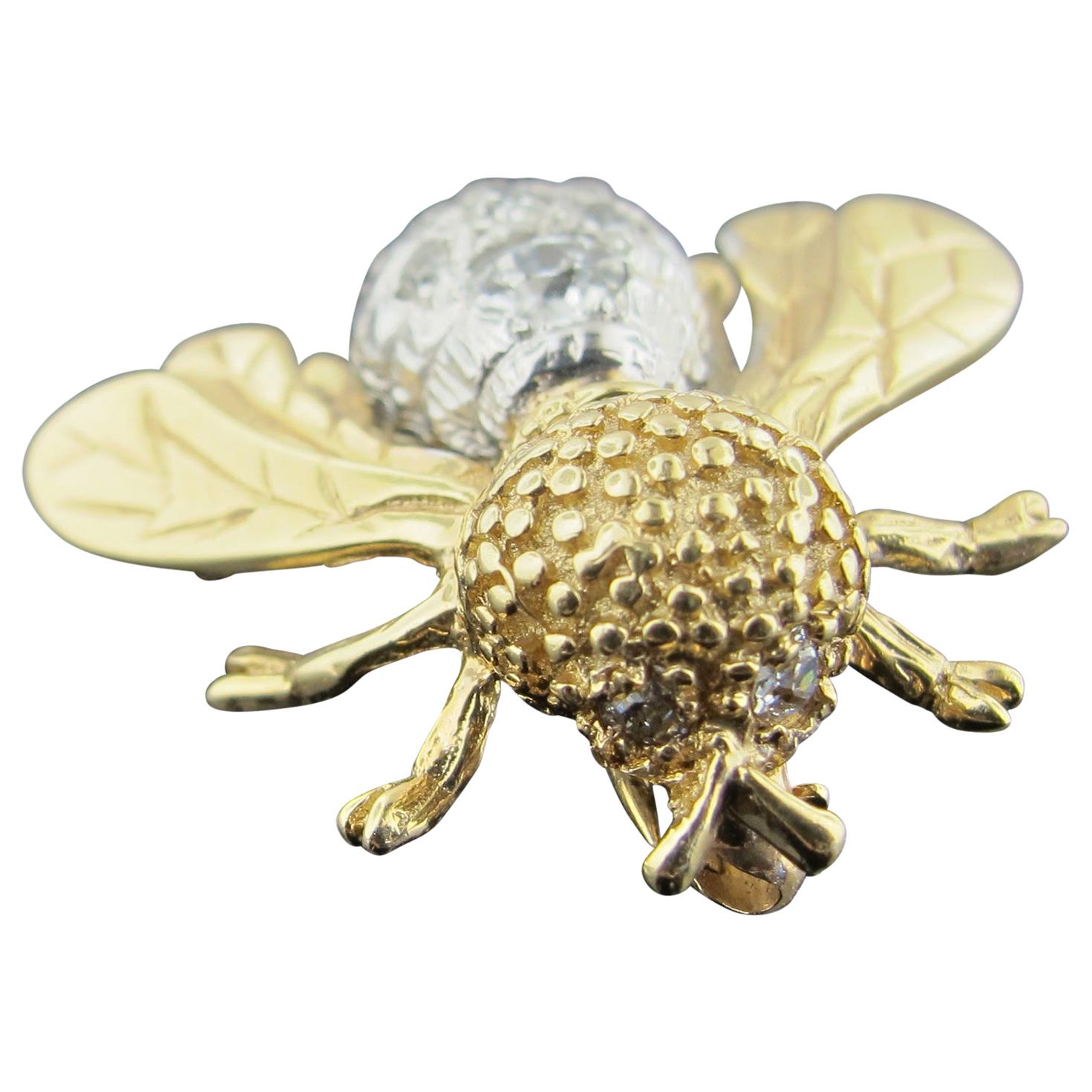 Vintage Bee Pin in 14 Karat Yellow Gold with 12 Old European Cut Diamonds