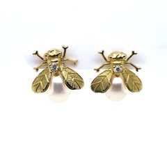 Vintage Bee Stud Pearl Diamond Earrings 18 Karat Yellow Gold