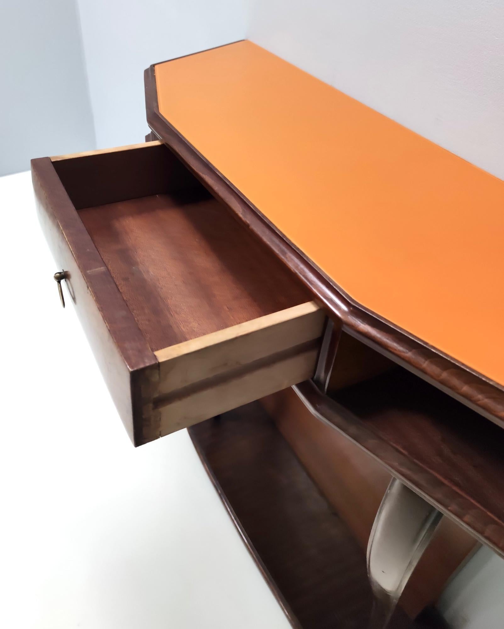 Table console vintage en hêtre et noyer avec plateau en verre orange, Italie en vente 3
