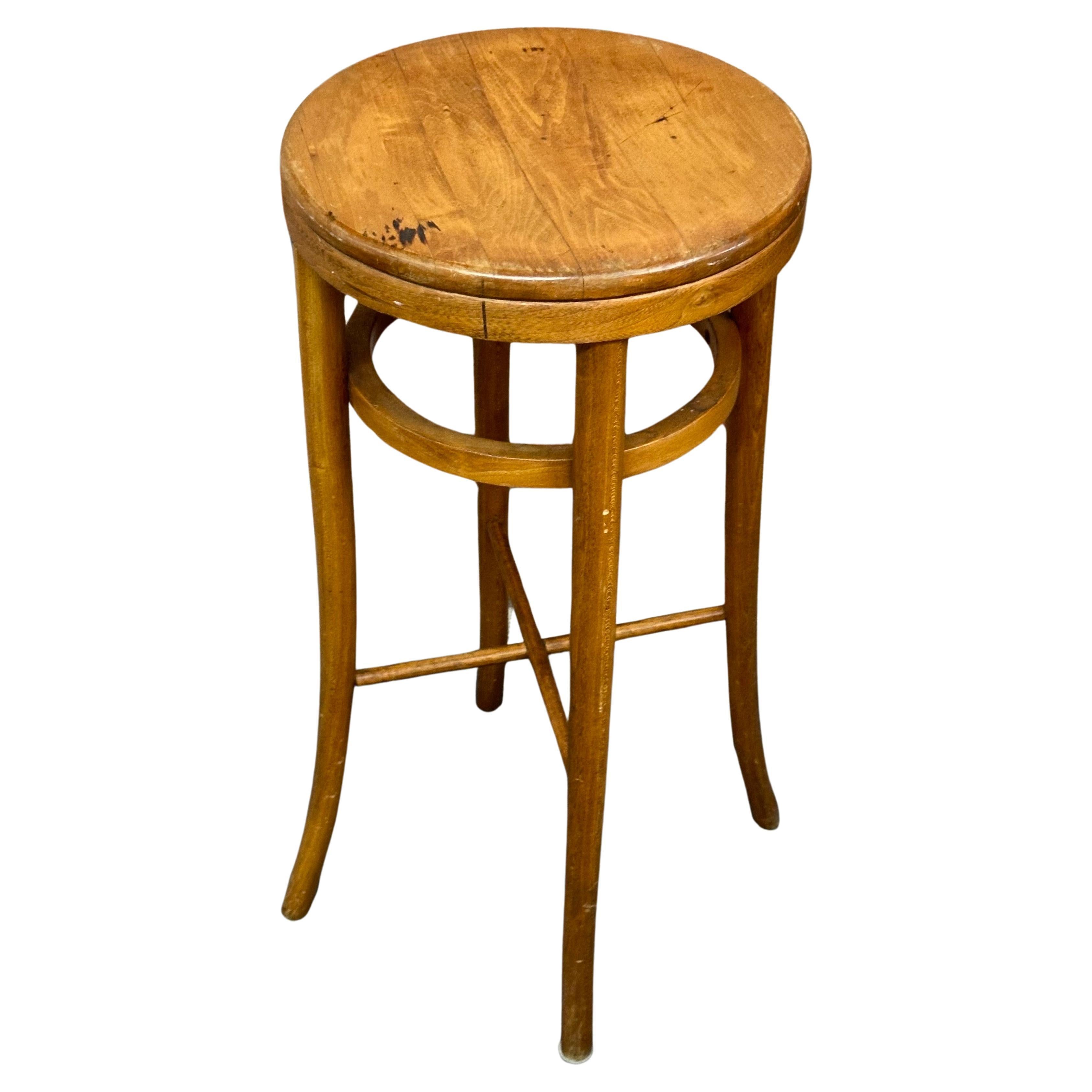 Tabouret vintage en hêtre Beeche par Thonet Industries avec Label en vente 4