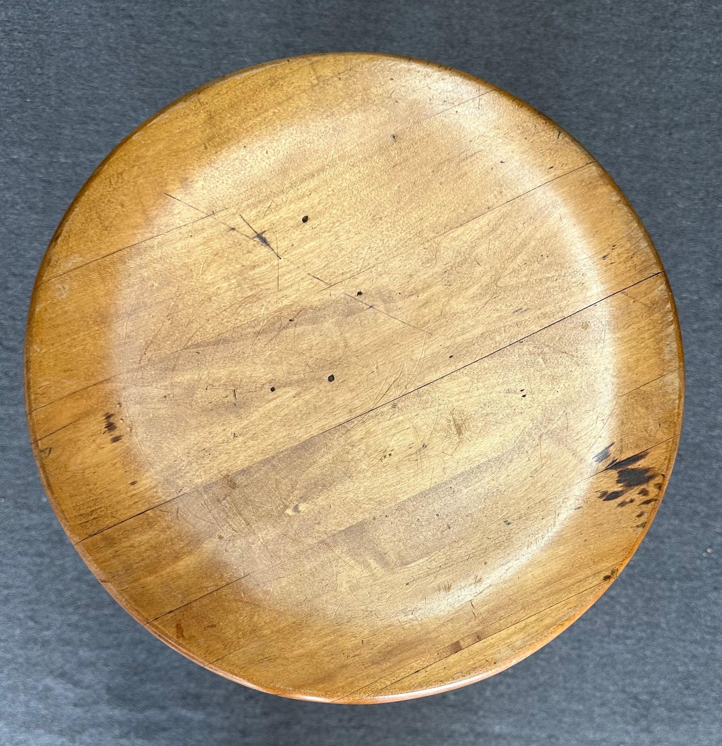 Tabouret vintage en hêtre Beeche par Thonet Industries avec Label en vente 1