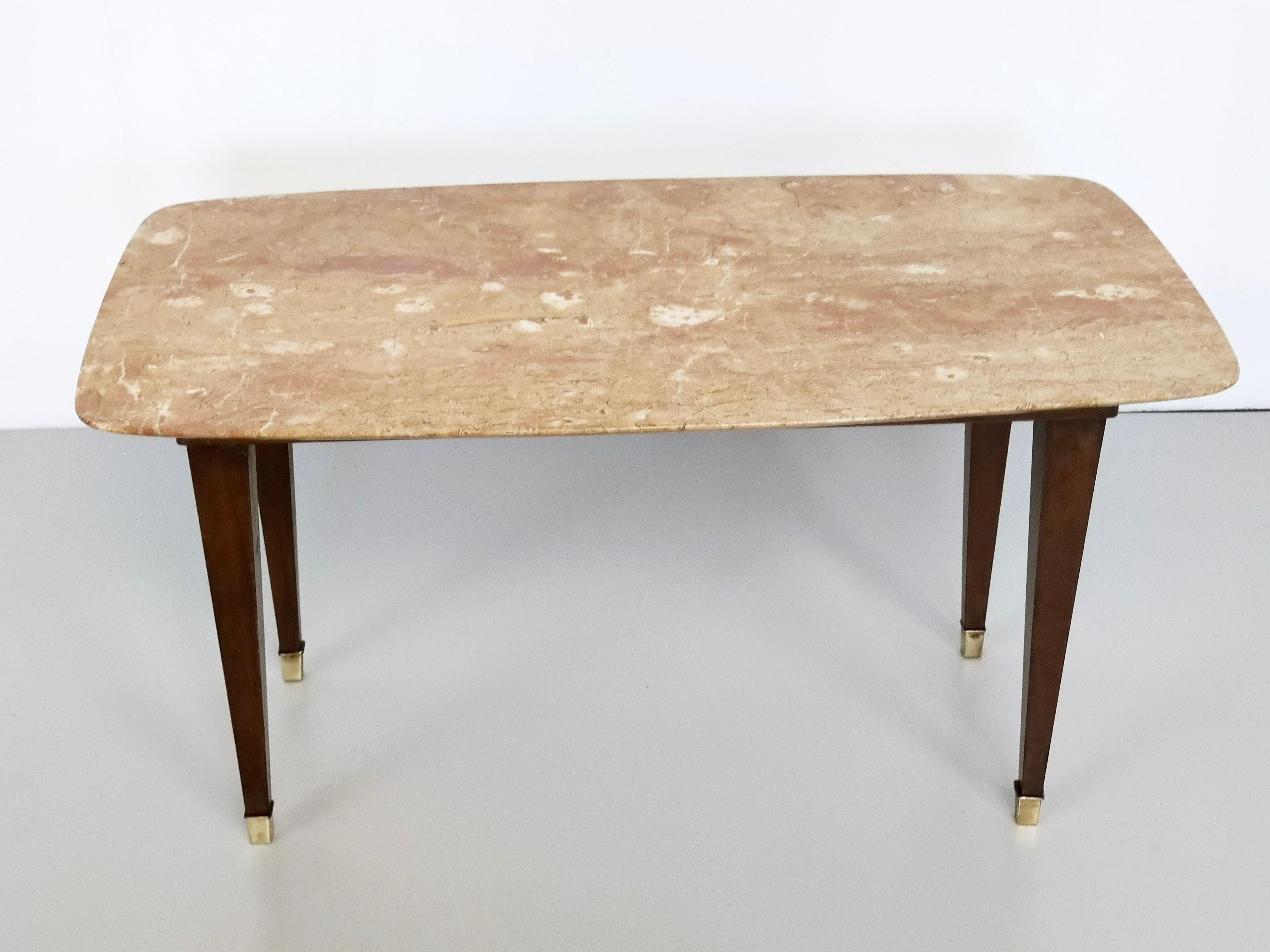 Italian Vintage Beech Coffee Table by Paolo Buffa with a Pink Travertine Top For Sale