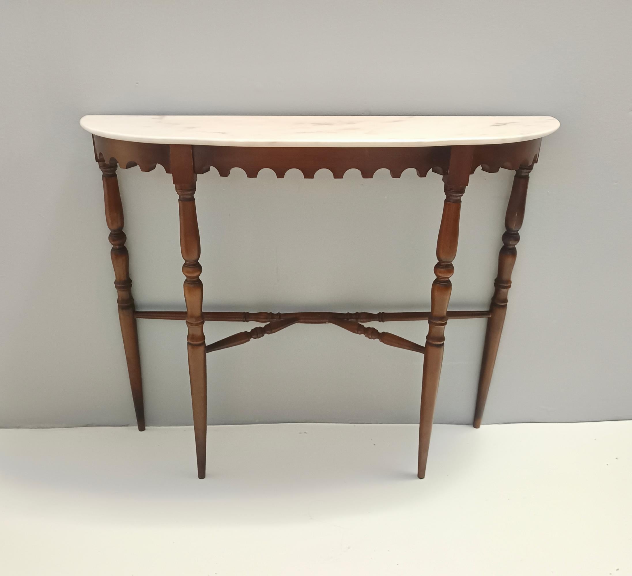Vintage Beech Console Table with a Demilune Portuguese Pink Marble Top, Italy In Excellent Condition In Bresso, Lombardy
