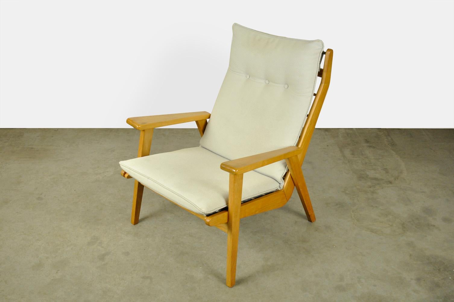 Mid-20th Century Vintage beech “Lotus” armchair by Rob Parry for Gelderland, 1960s For Sale