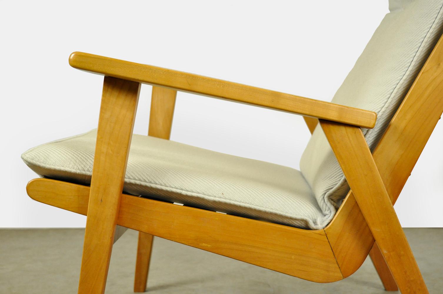 Fabric Vintage beech “Lotus” armchair by Rob Parry for Gelderland, 1960s For Sale