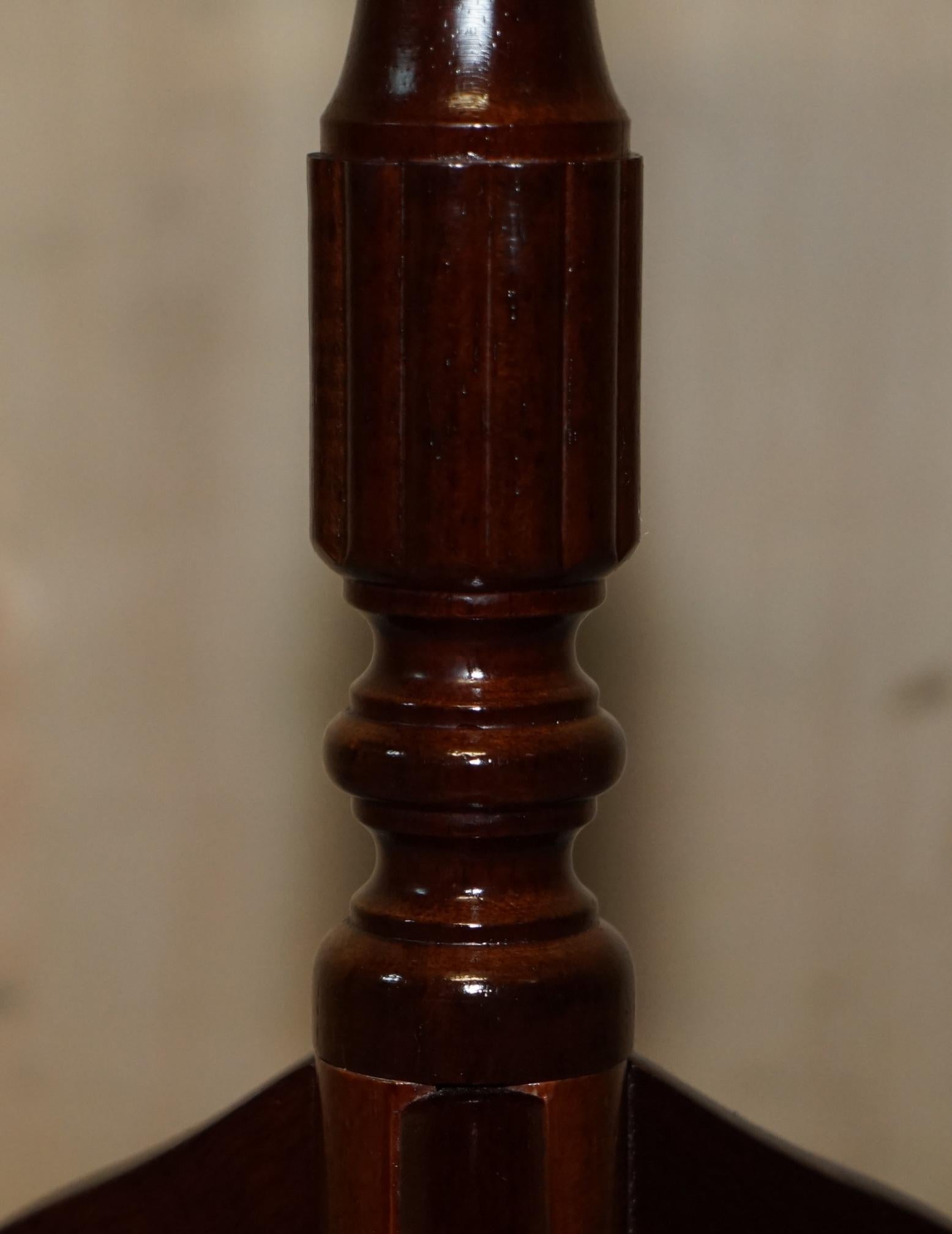 20th Century Vintage Beech Wood Pie Crust Edge Green Leather Tripod Side End Lamp Wine Table