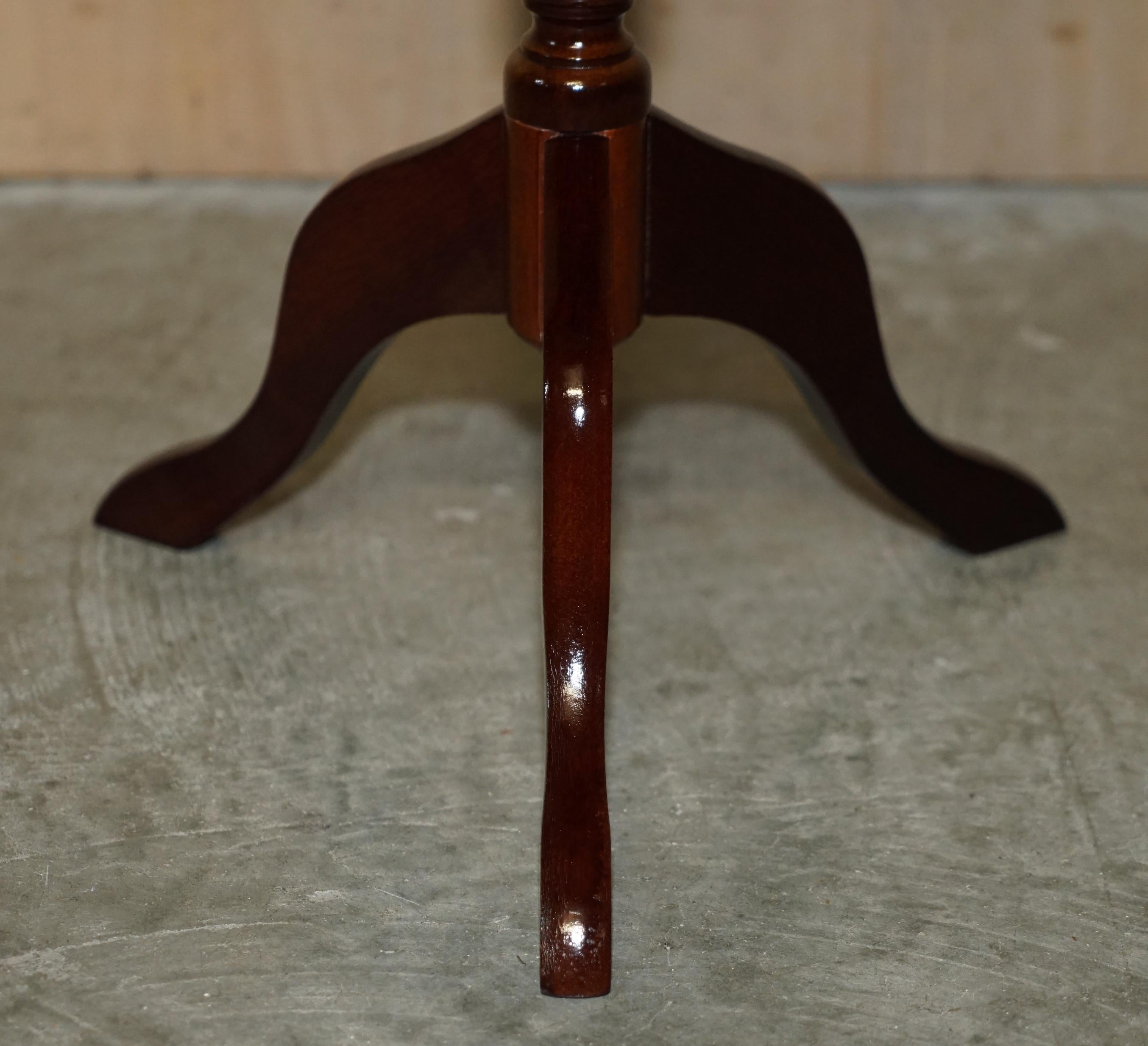Vintage Beech Wood Pie Crust Edge Green Leather Tripod Side End Lamp Wine Table 1