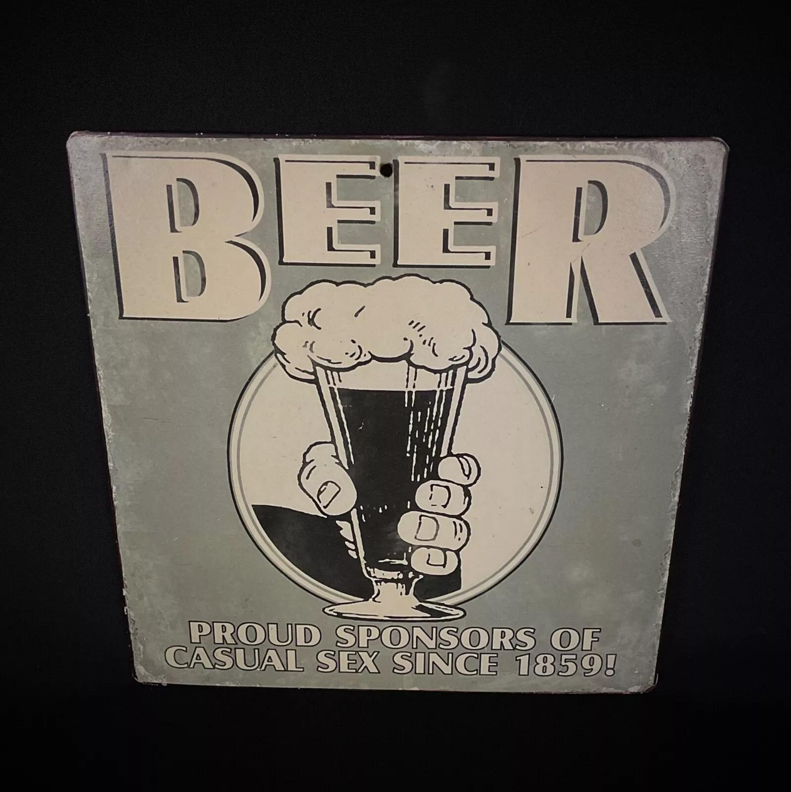 Plaque publicitaire vintage et humoristique comportant le texte suivant : 