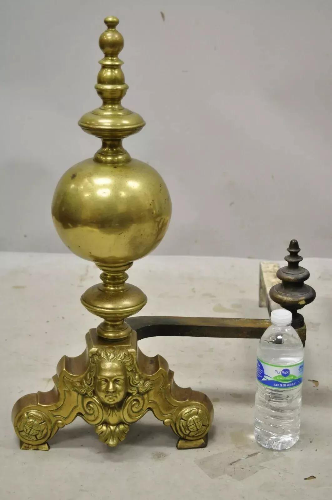 Vintage Beethoven Face French Rococo Cañonera de latón para chimenea - Pareja en venta 2