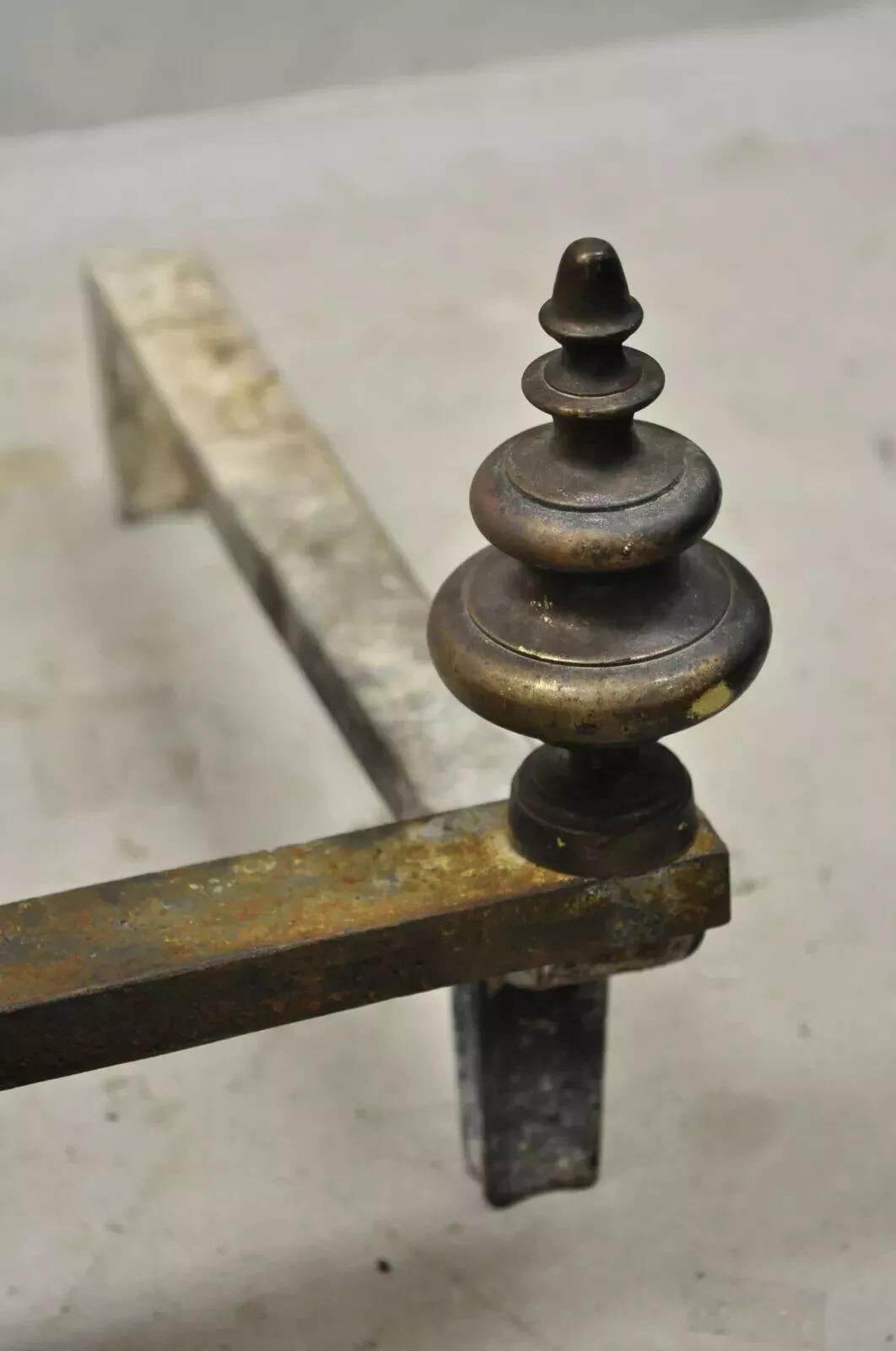 Vintage Beethoven Face French Rococo Cañonera de latón para chimenea - Pareja en venta 3
