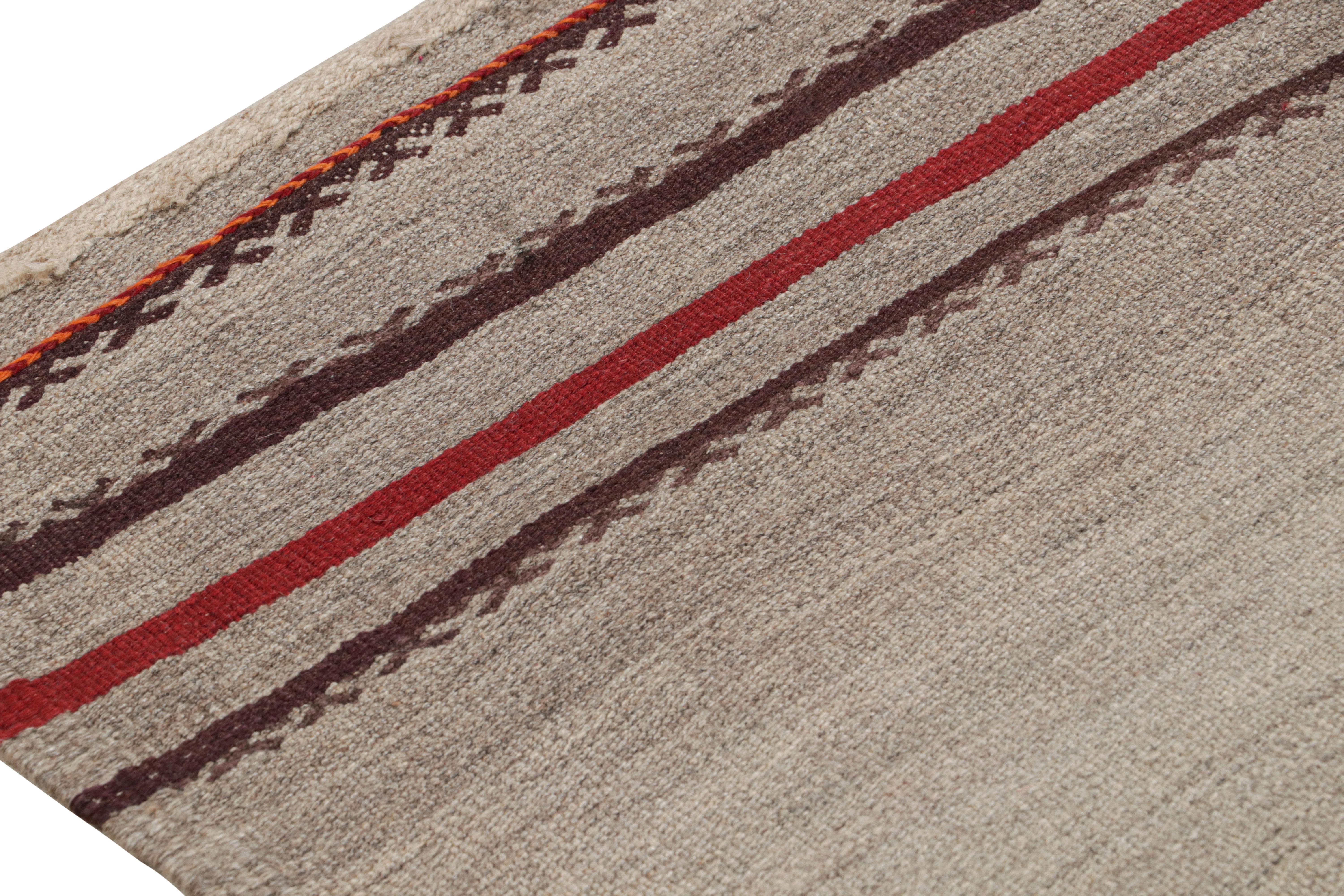 Alfombra de lana persa Kalat vintage beige, marrón y roja by Rug & Kilim mediados del siglo XX en venta