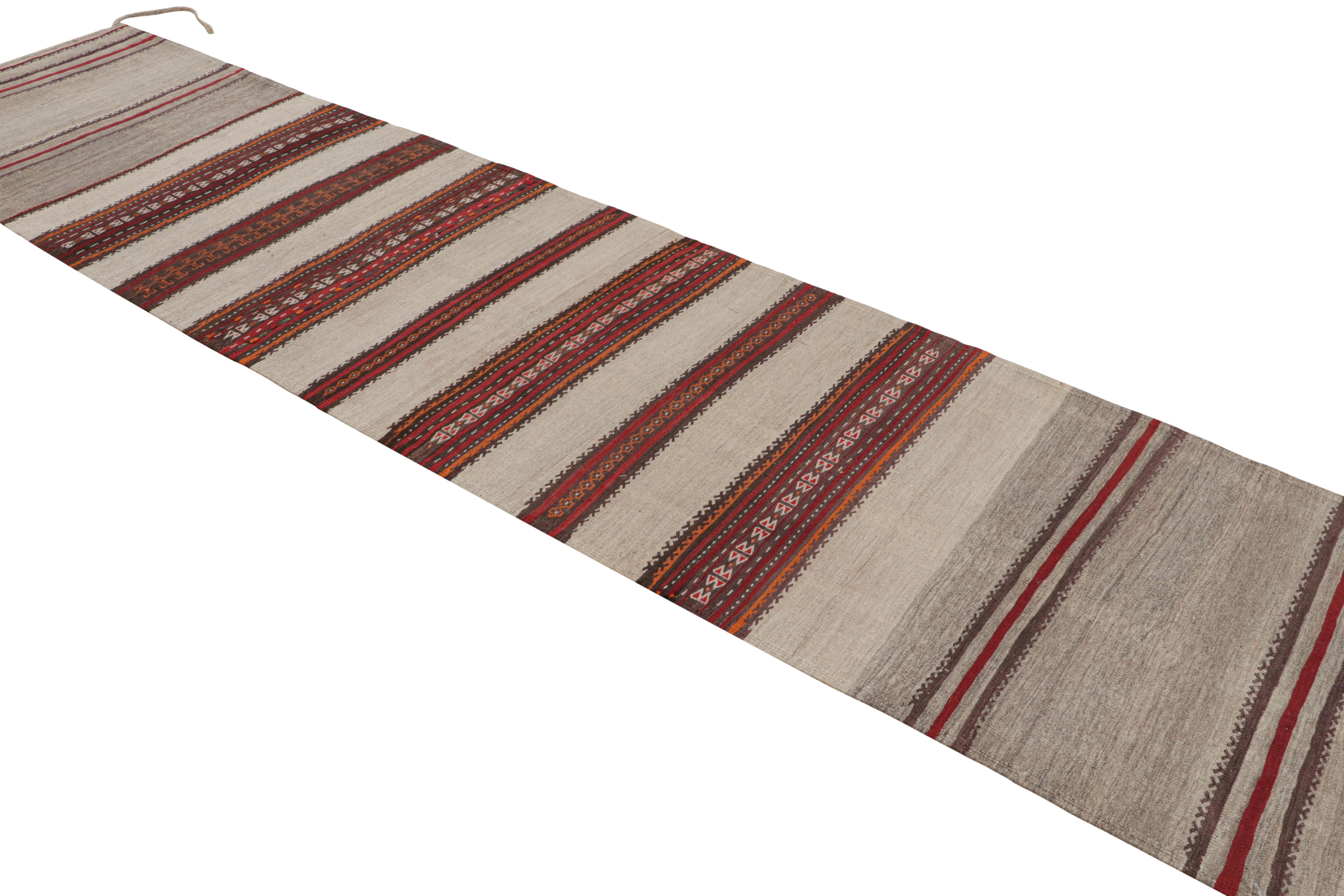 Alfombra de lana persa Kalat vintage beige, marrón y roja by Rug & Kilim Tejido a mano en venta