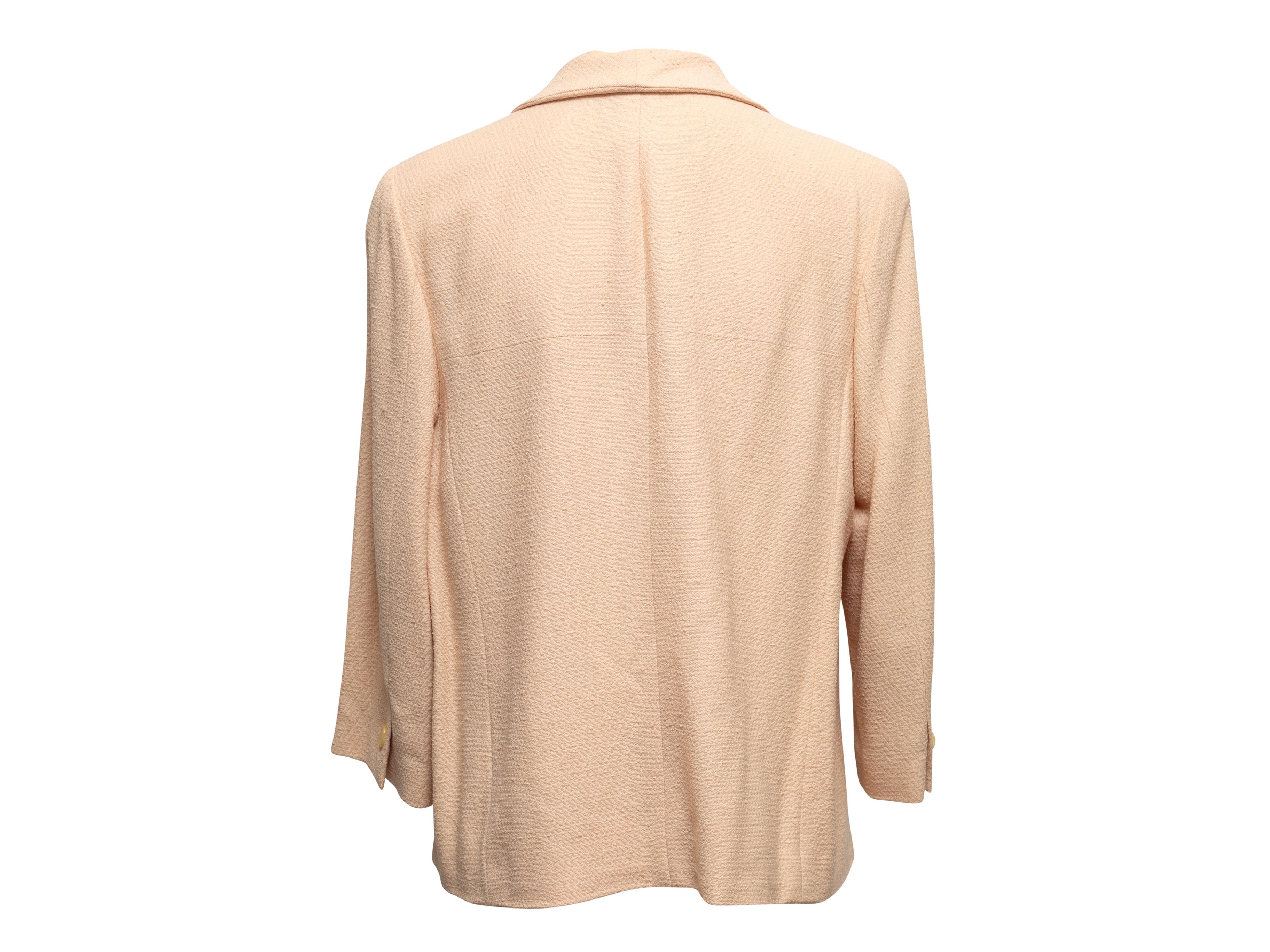 Vintage Beige Chanel Spring/Summer 2001 Linen Blazer Size FR 34 In Good Condition For Sale In New York, NY
