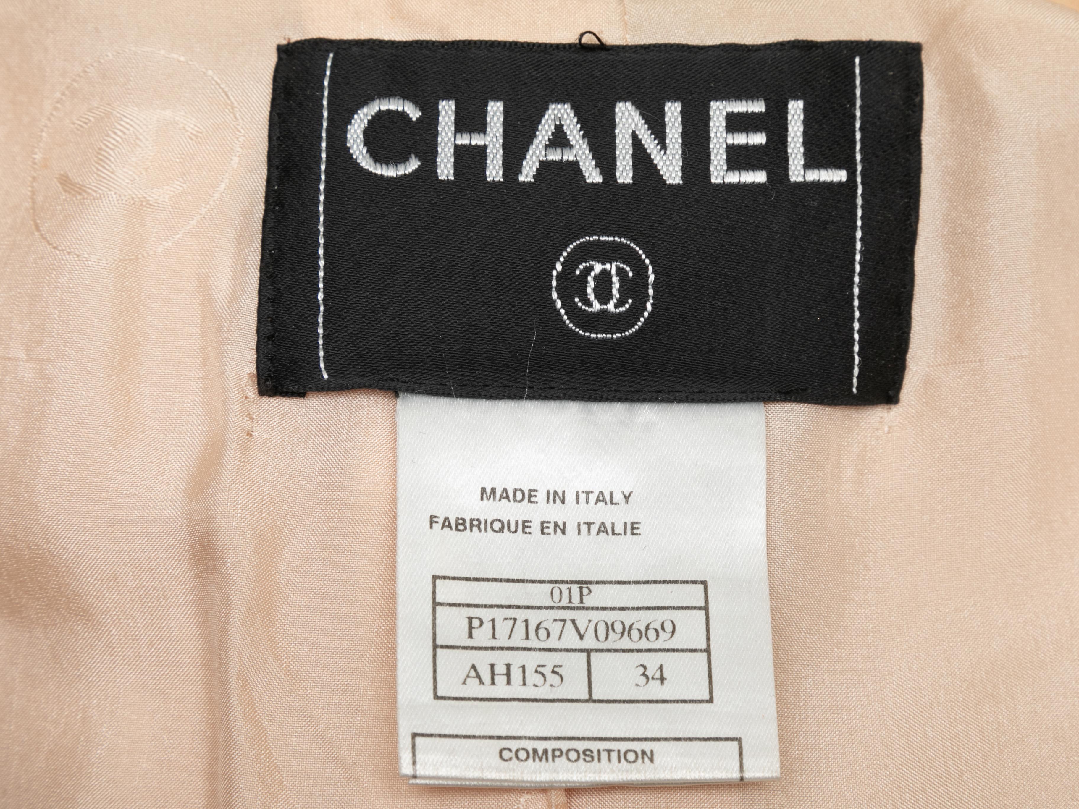 Vintage Beige Chanel Spring/Summer 2001 Linen Blazer Size FR 34 For Sale 2