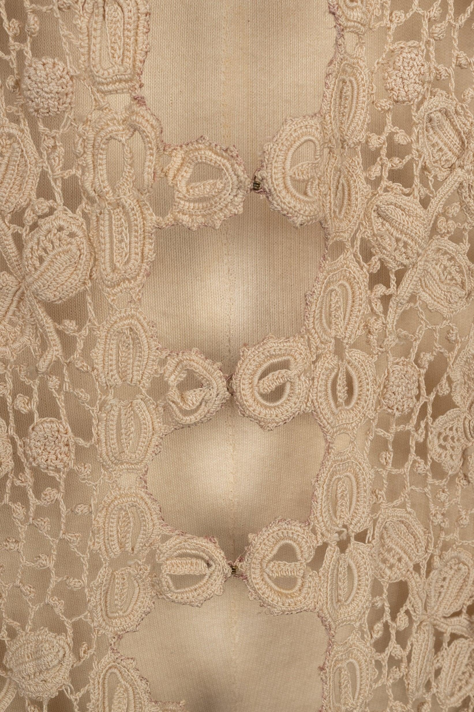 Vintage Beige Guipure Cardigan For Sale 2