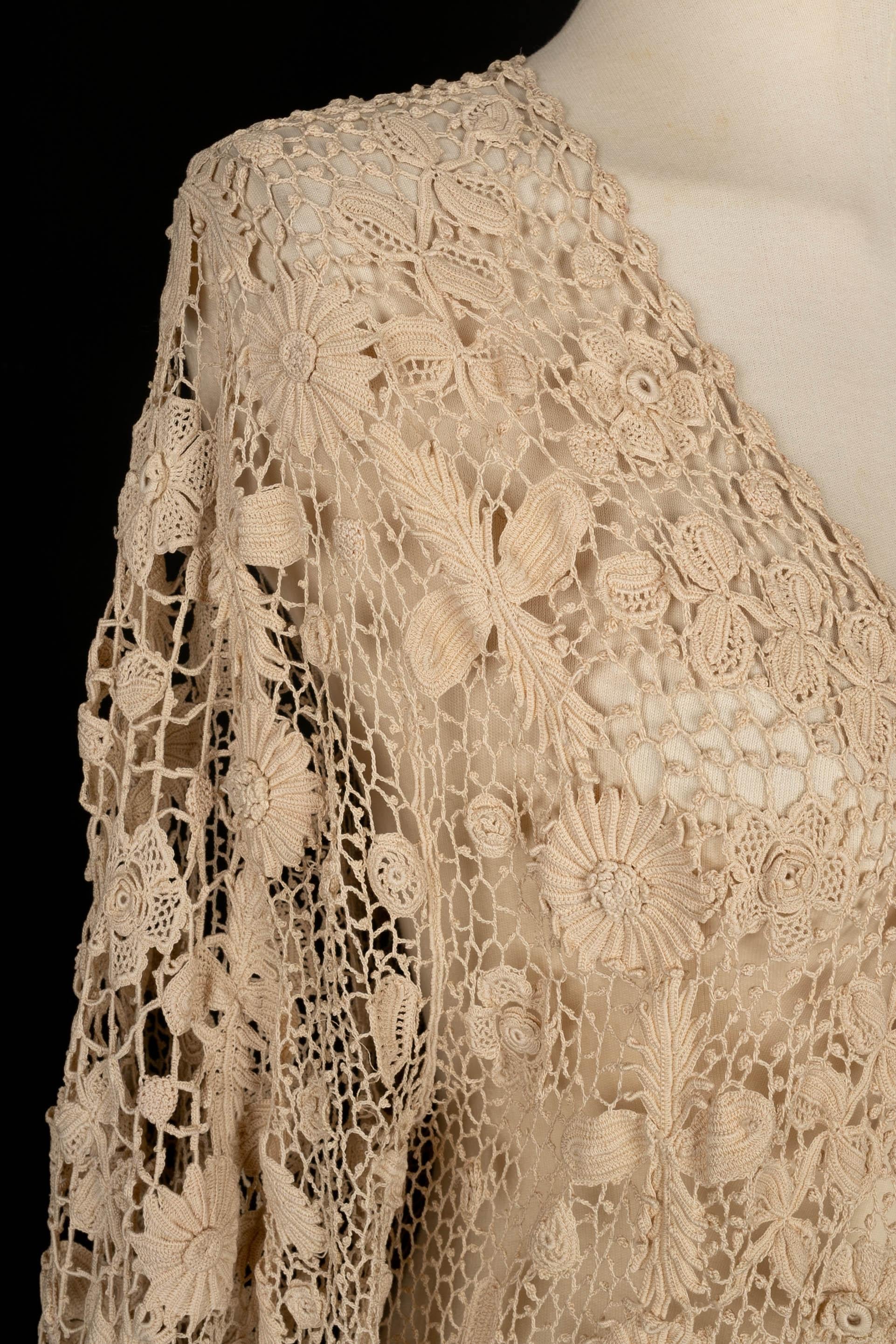 Vintage Beige Guipure Cardigan For Sale 4