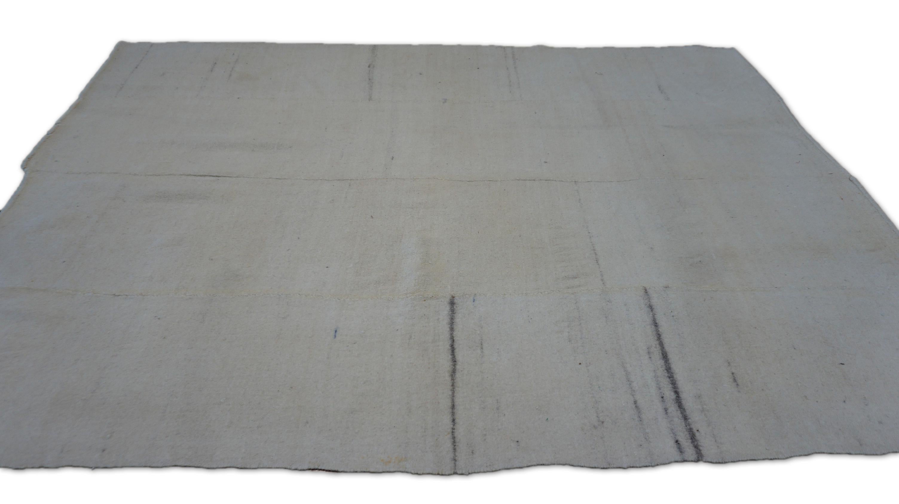 Kilim vintage de lana beige/marfil 5'5''x7'5'' Tejido a mano en venta