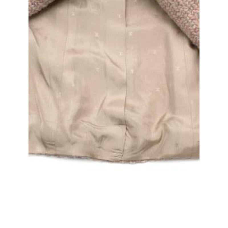 Vintage beige-pink boucle wool jacket For Sale 2
