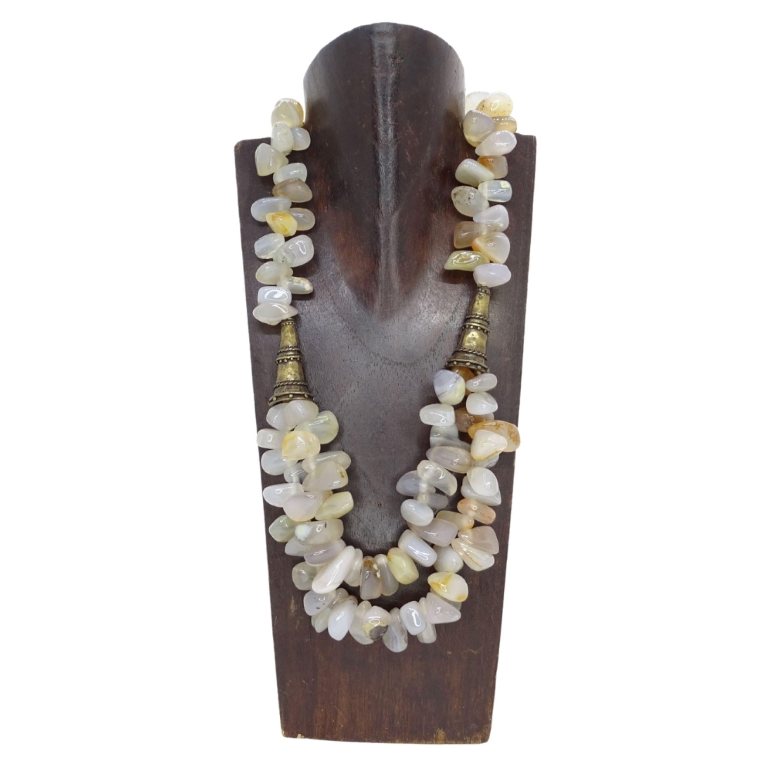 Collier vintage en quartz beige et bronze vieilli, Césarée, France en vente 12