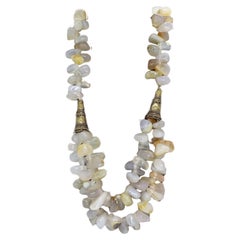 Vintage beige quartz and aged bronze necklace, Césarée, France