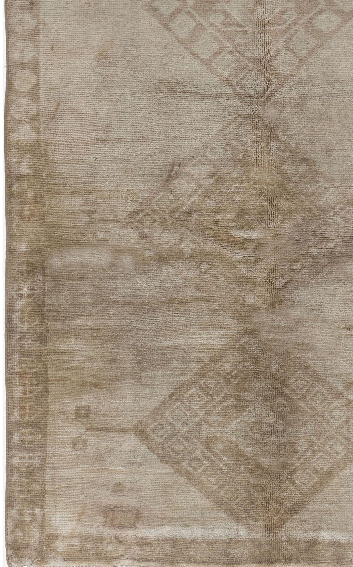 XX secolo Tappeto Oushak turco vintage beige tenue 3'8 X 5'2 in vendita