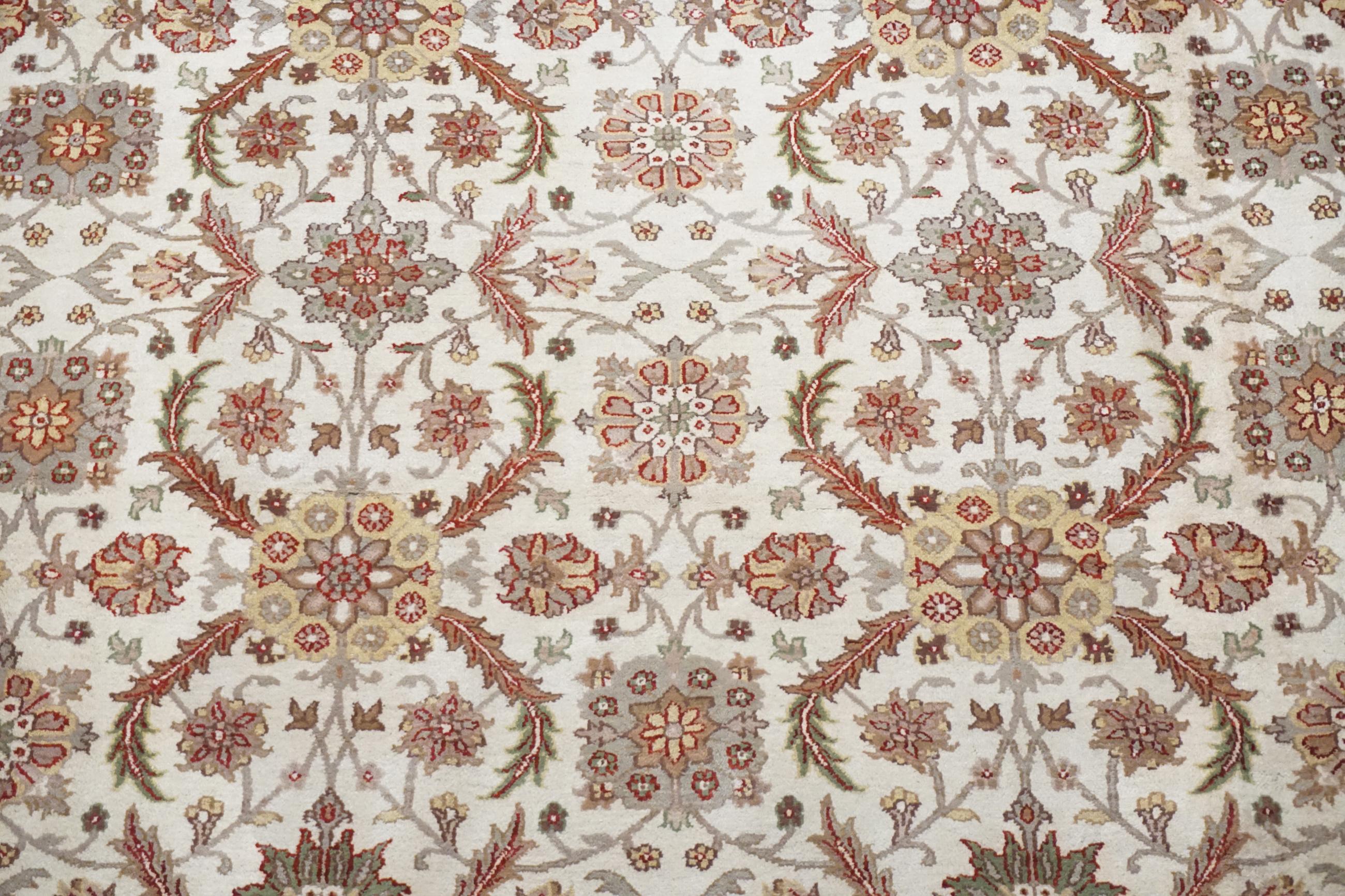 Hand-Knotted Vintage Beige Sultanabad For Sale