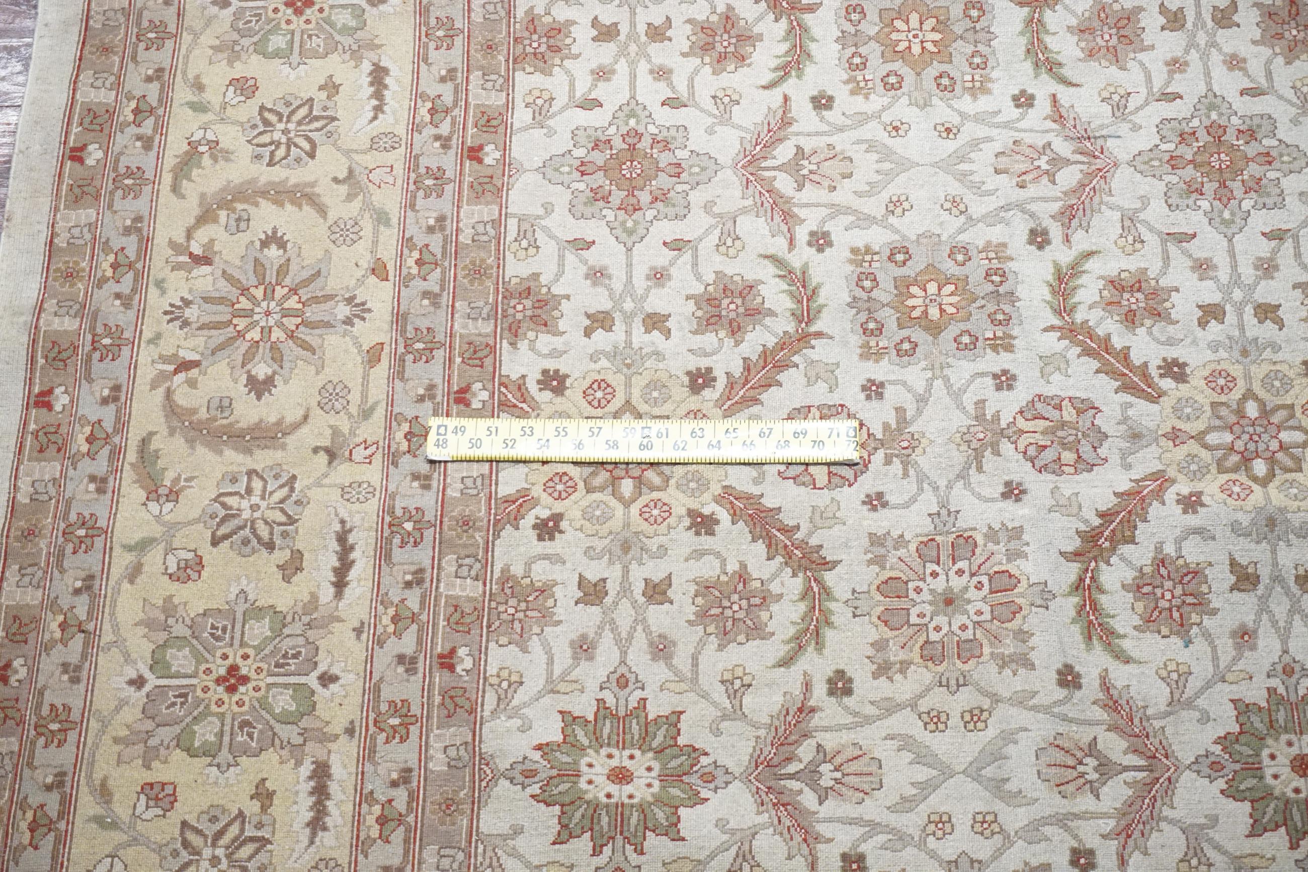 Wool Vintage Beige Sultanabad For Sale