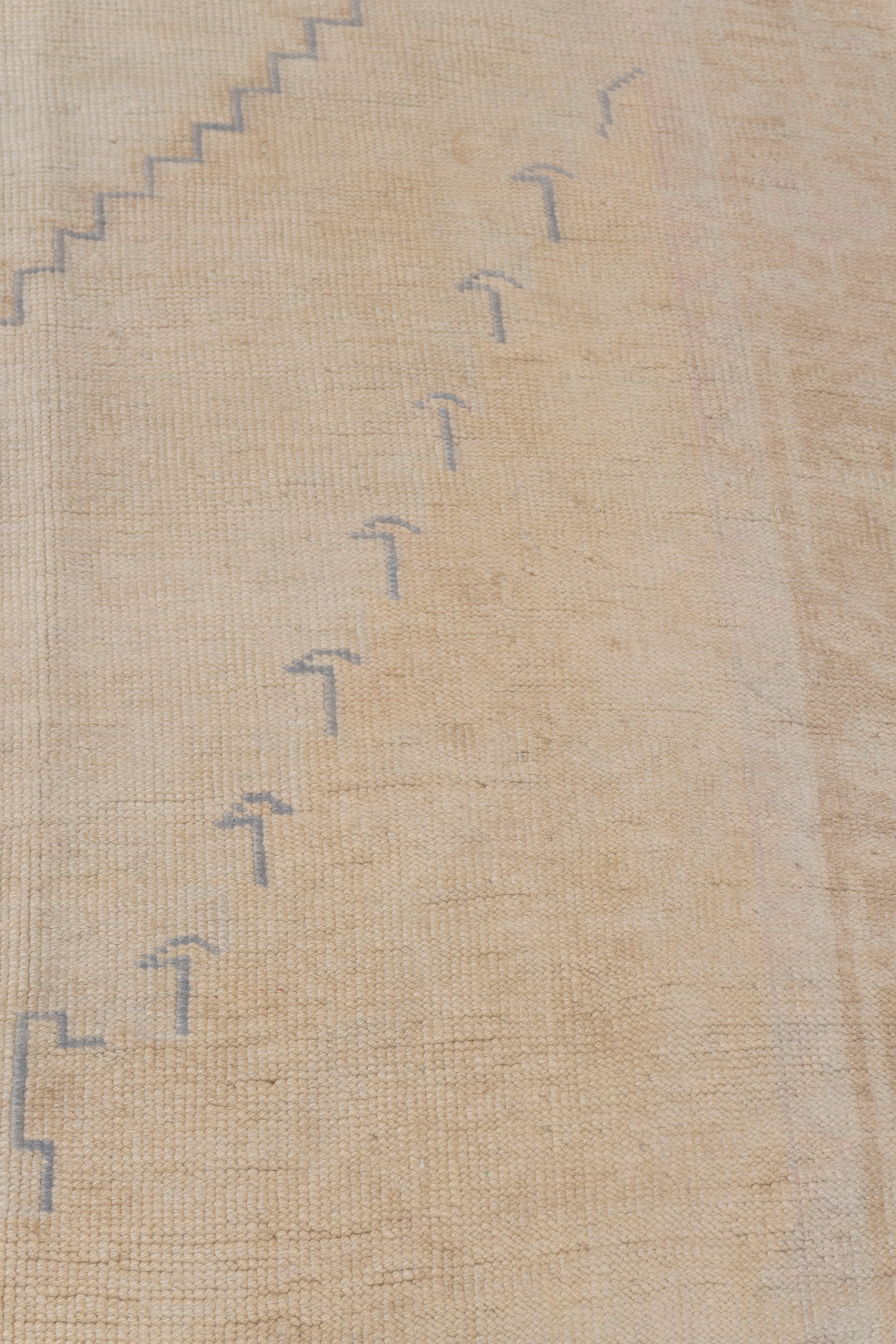 Tappeto Vintage Beige Turkish Kars 7'3 X 10'2 in vendita 3