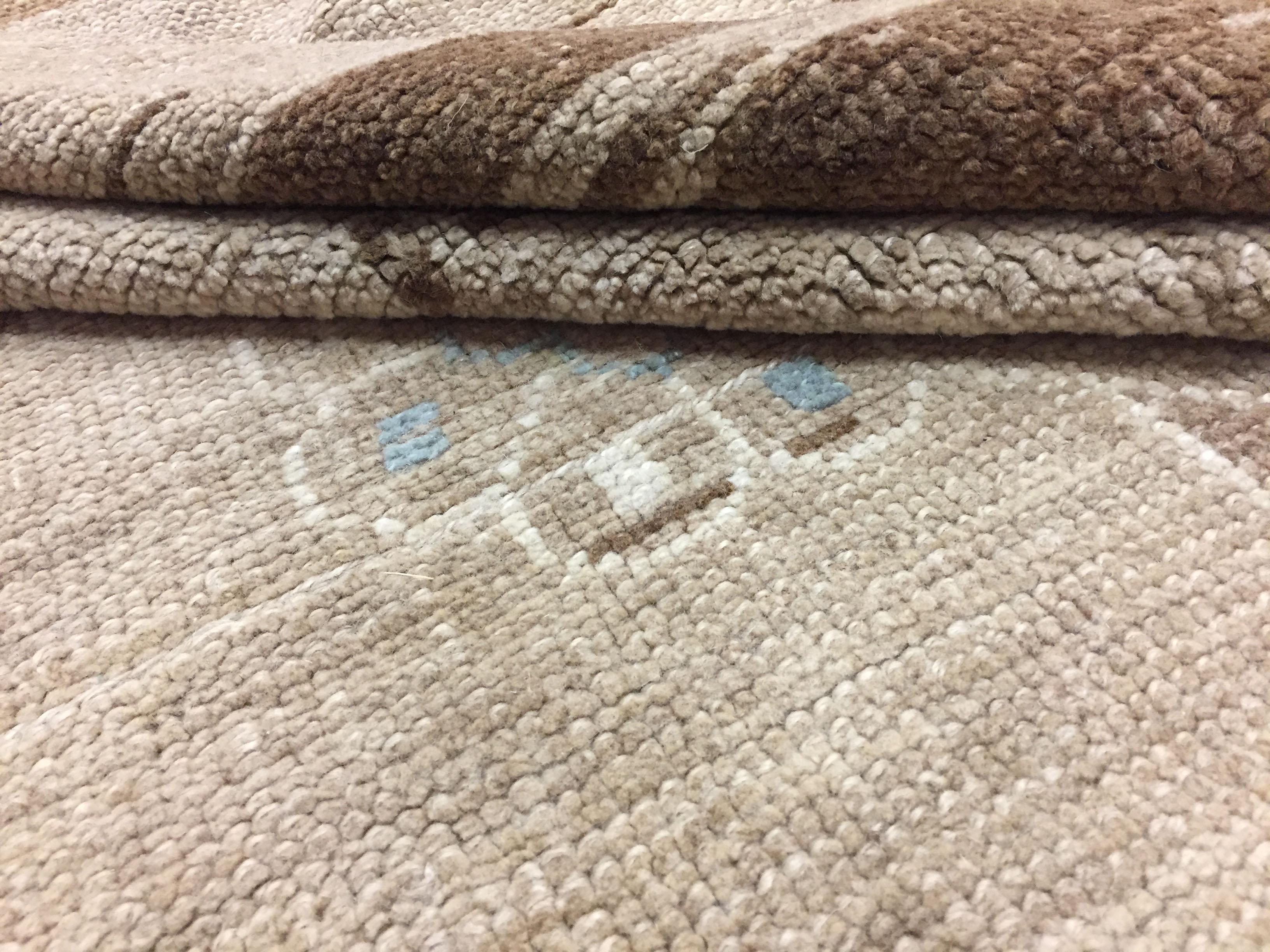 Türkischer Kars-Teppich Vintage Beige  9'8 x 13' im Angebot 3