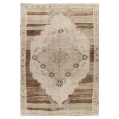 Tapis turc beige vintage de Kars  9'8 x 13'